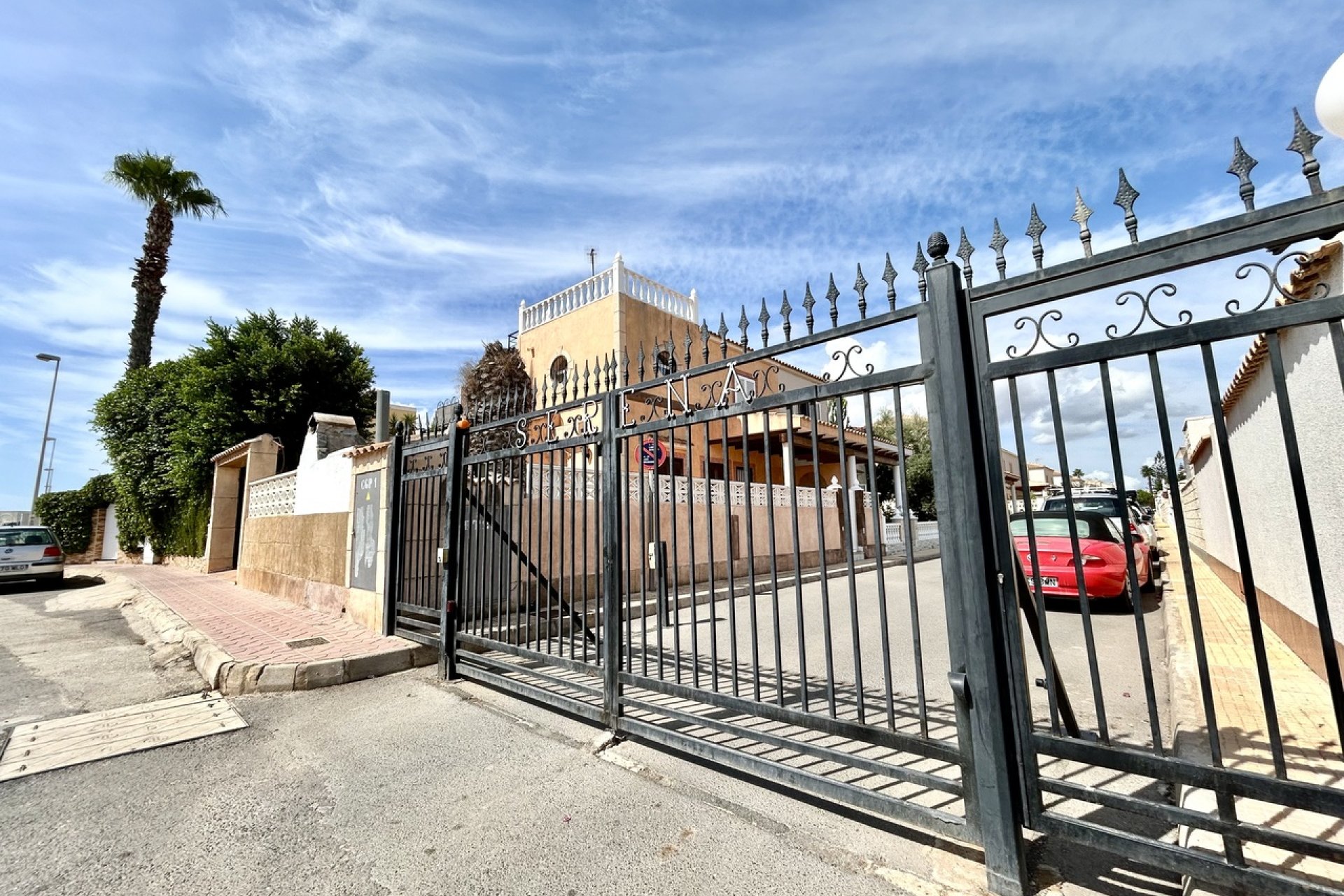 Resale - Townhouse -
Orihuela Costa - Playa Flamenca