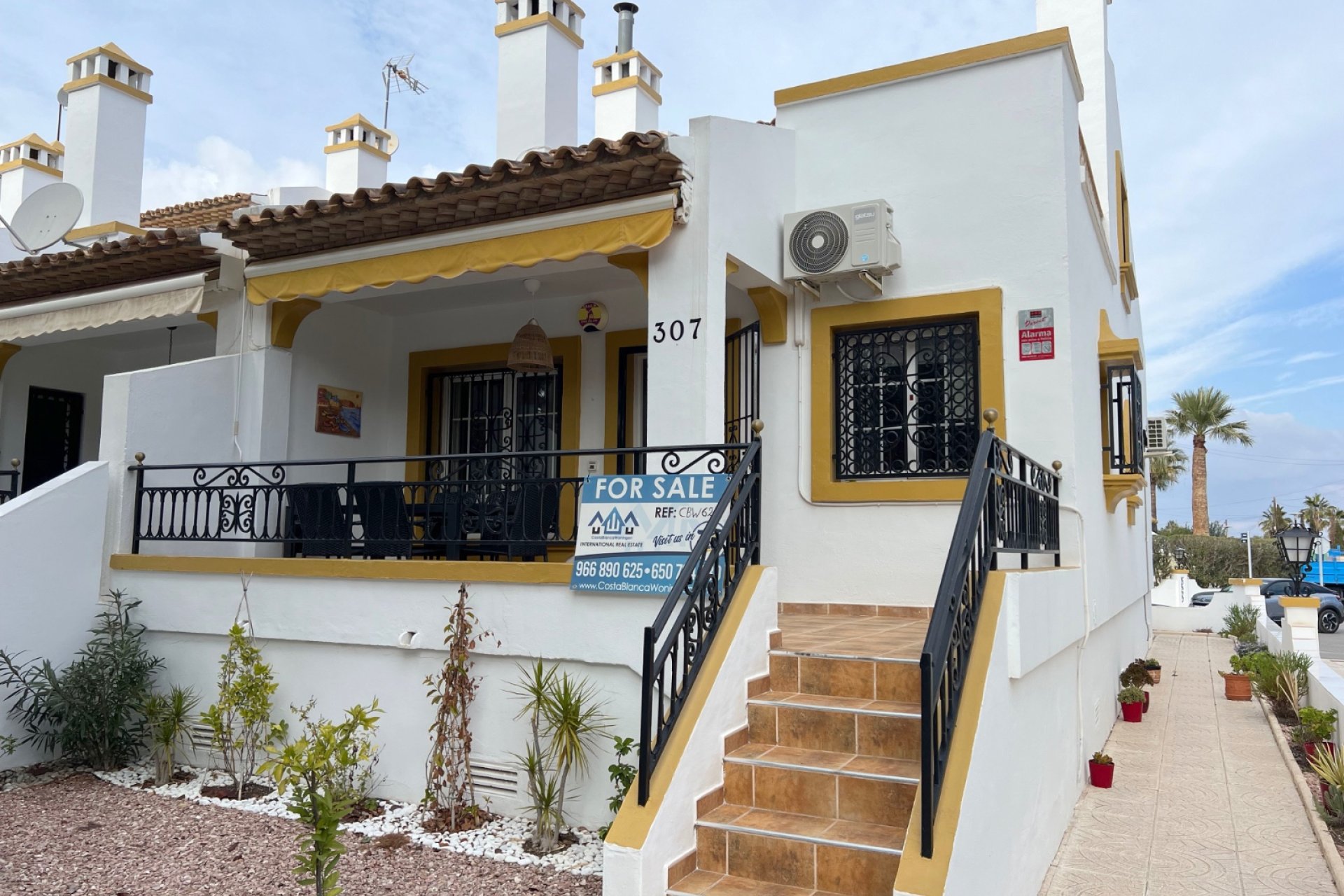 Resale - Townhouse -
Orihuela Costa - Villamartín