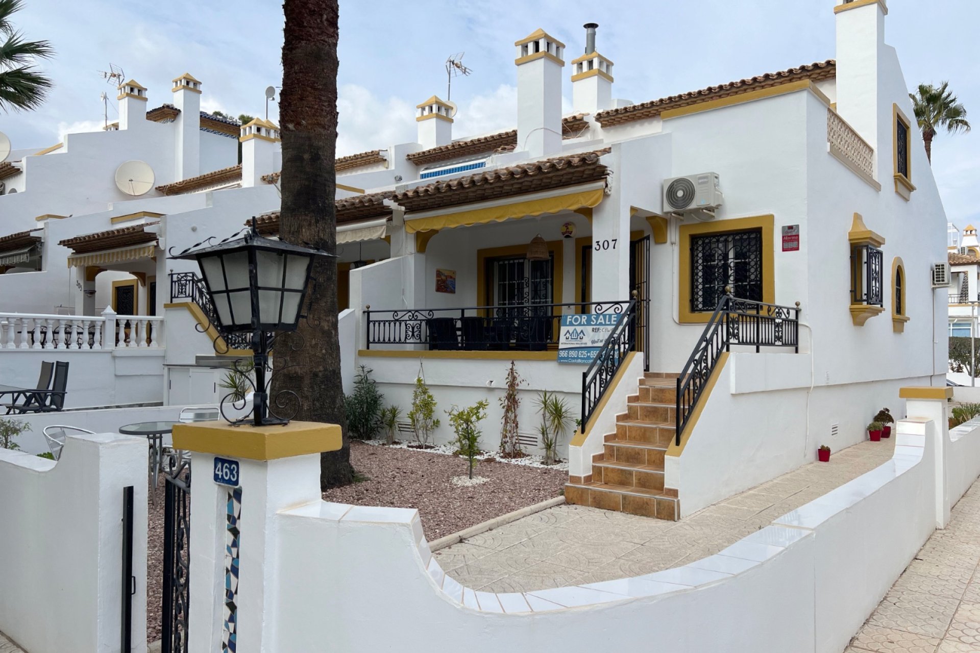 Resale - Townhouse -
Orihuela Costa - Villamartín