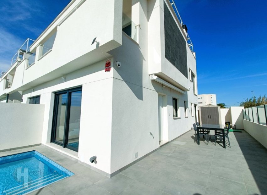 Resale - Townhouse -
San Javier - Santiago De La Ribera