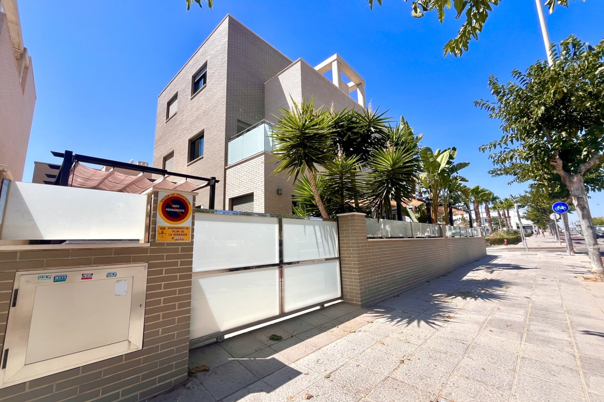 Resale - Townhouse -
Torre de la Horadada