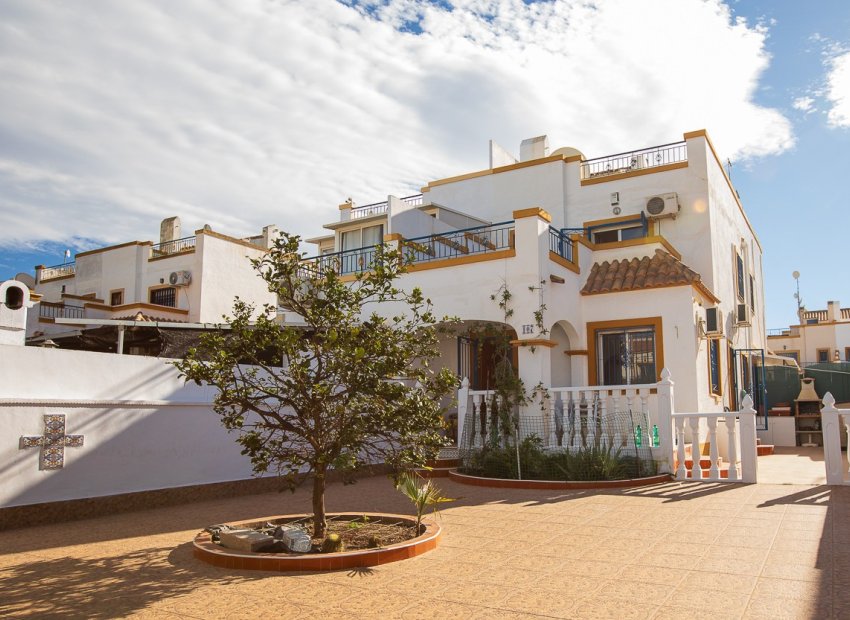 Resale - Townhouse -
Torrevieja - Jardin Del Mar