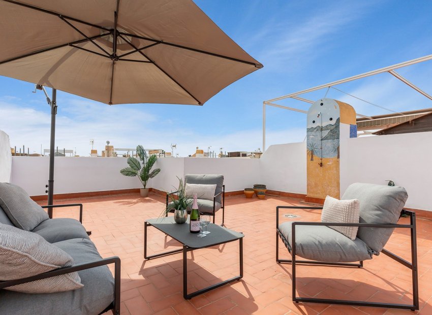 Resale - Townhouse -
Torrevieja - La Siesta