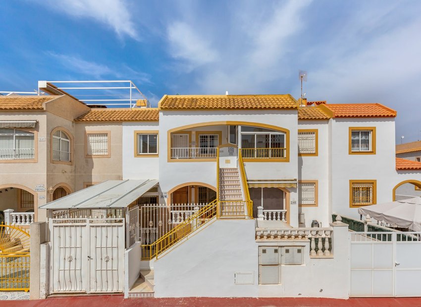 Resale - Townhouse -
Torrevieja - La Siesta