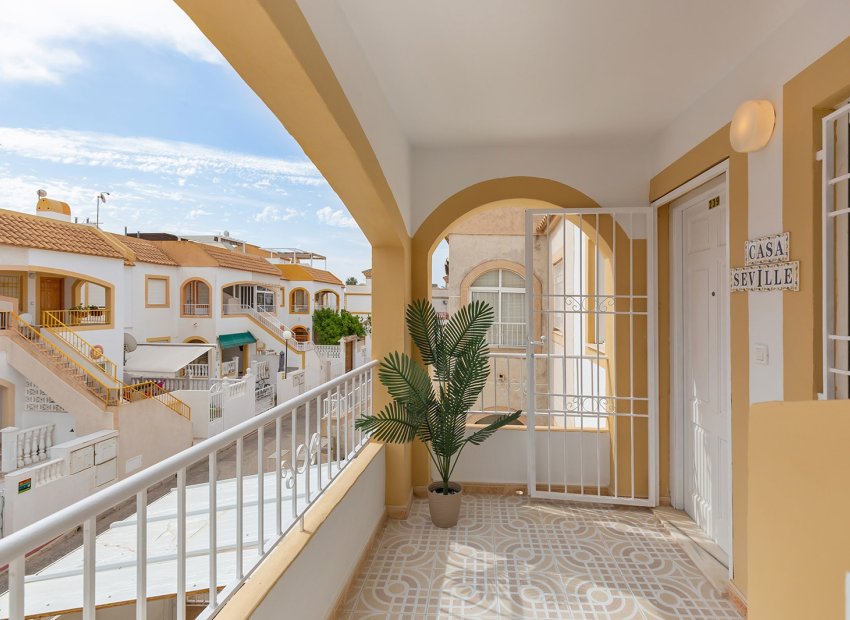 Resale - Townhouse -
Torrevieja - La Siesta