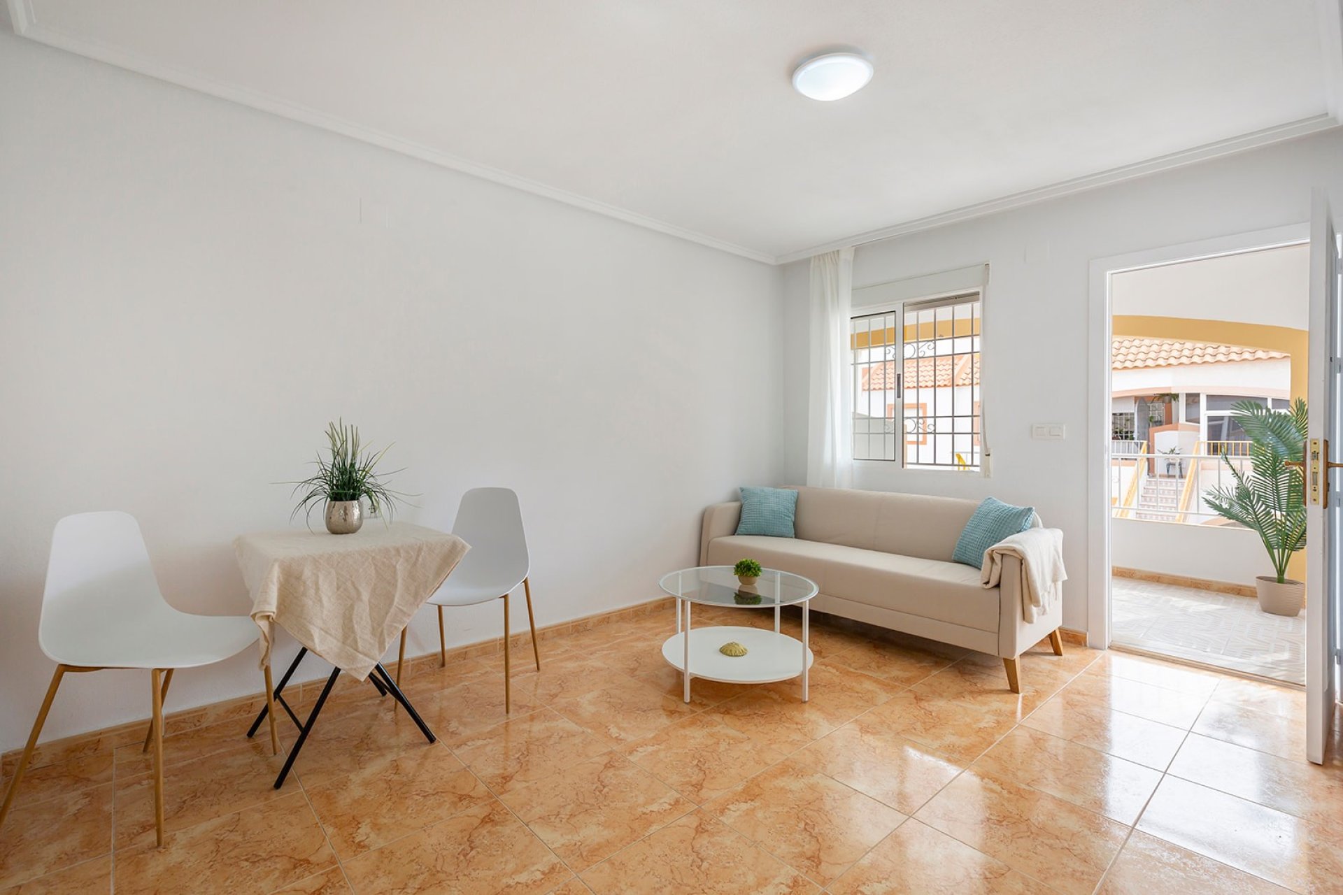 Resale - Townhouse -
Torrevieja - La Siesta