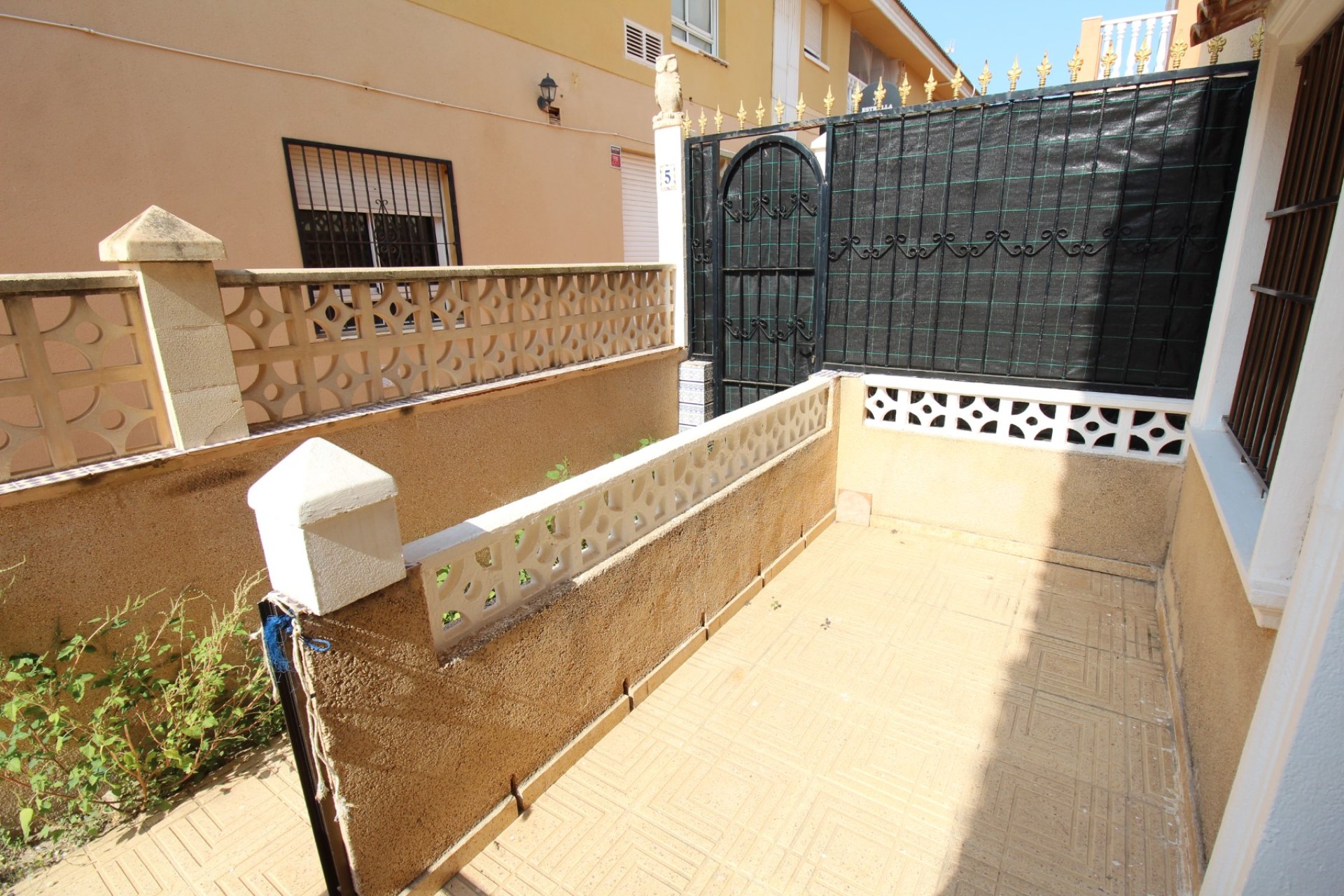 Resale - Townhouse -
Torrevieja - Pueblo/ PLAYA