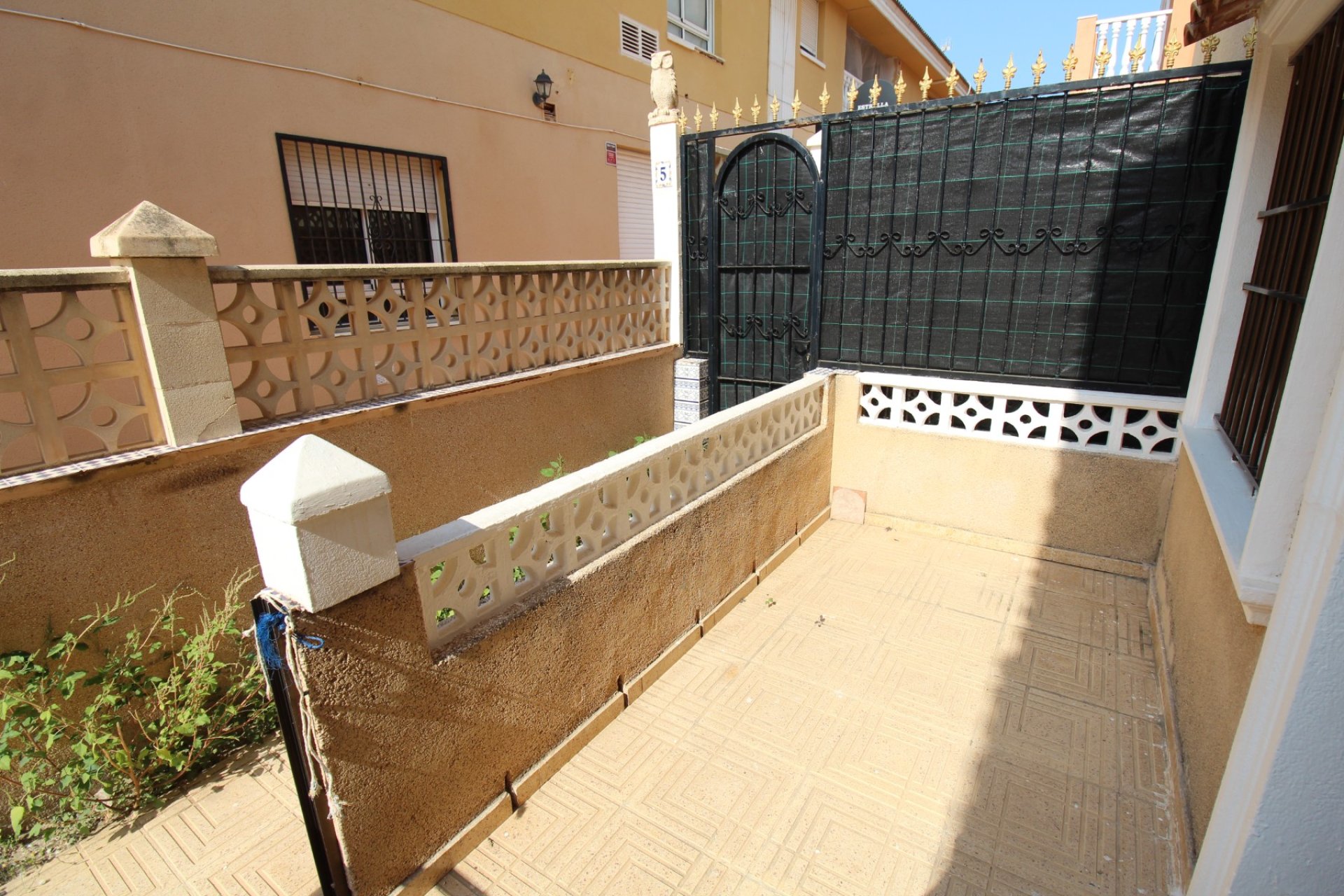 Resale - Townhouse -
Torrevieja - Pueblo/ PLAYA