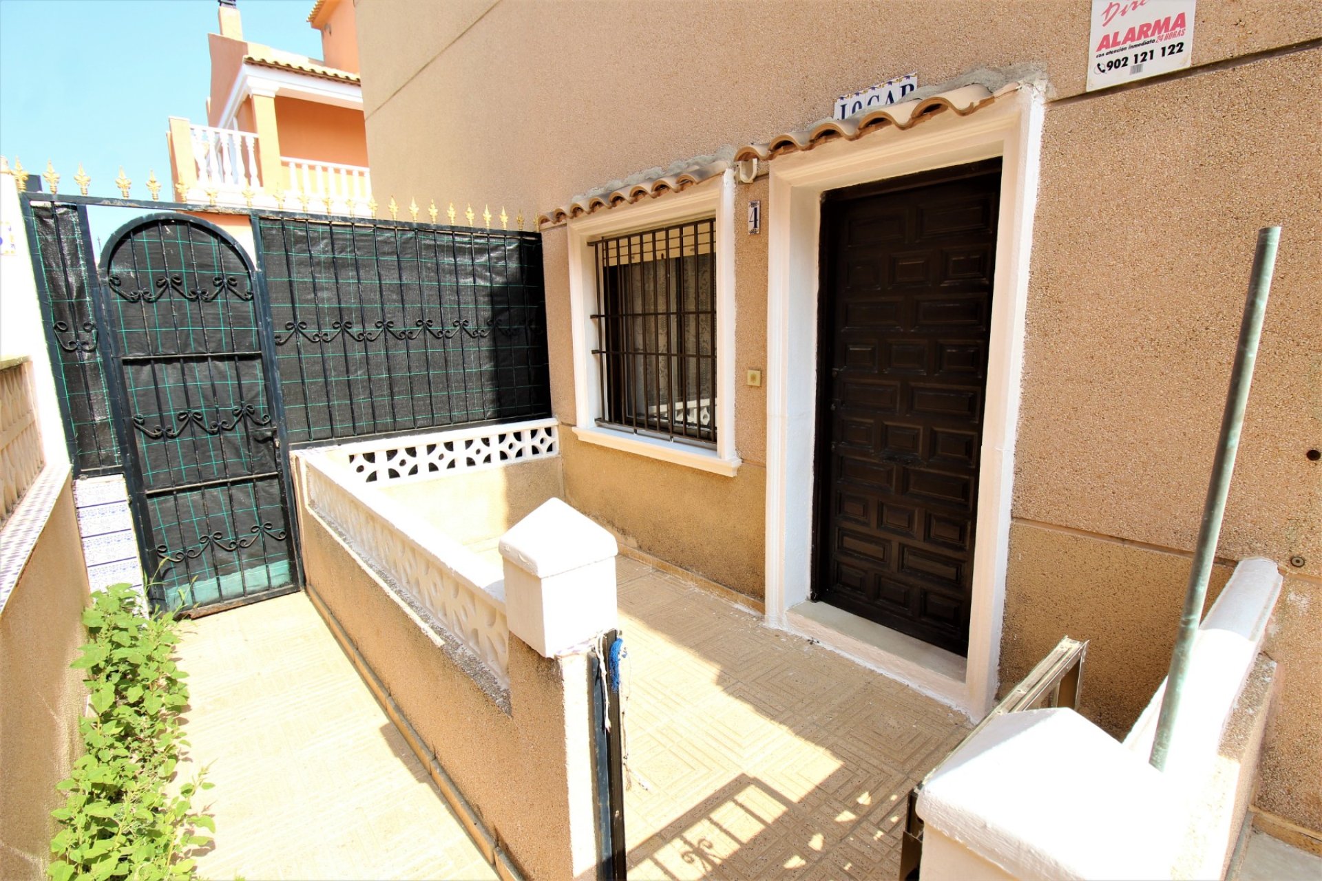 Resale - Townhouse -
Torrevieja - Pueblo/ PLAYA