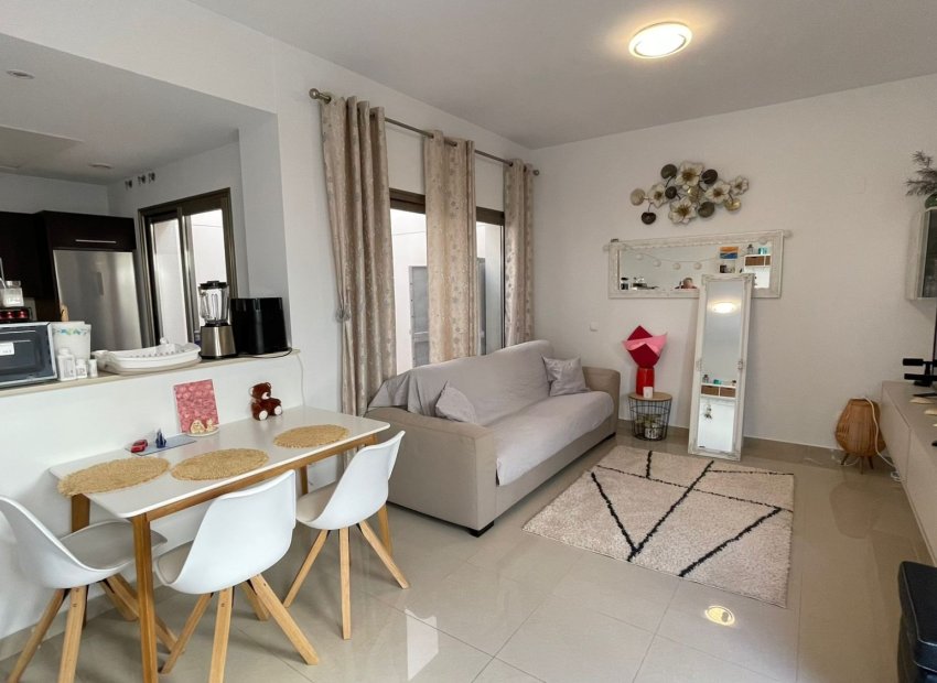 Resale - Townhouse -
Torrevieja - Punta Prima