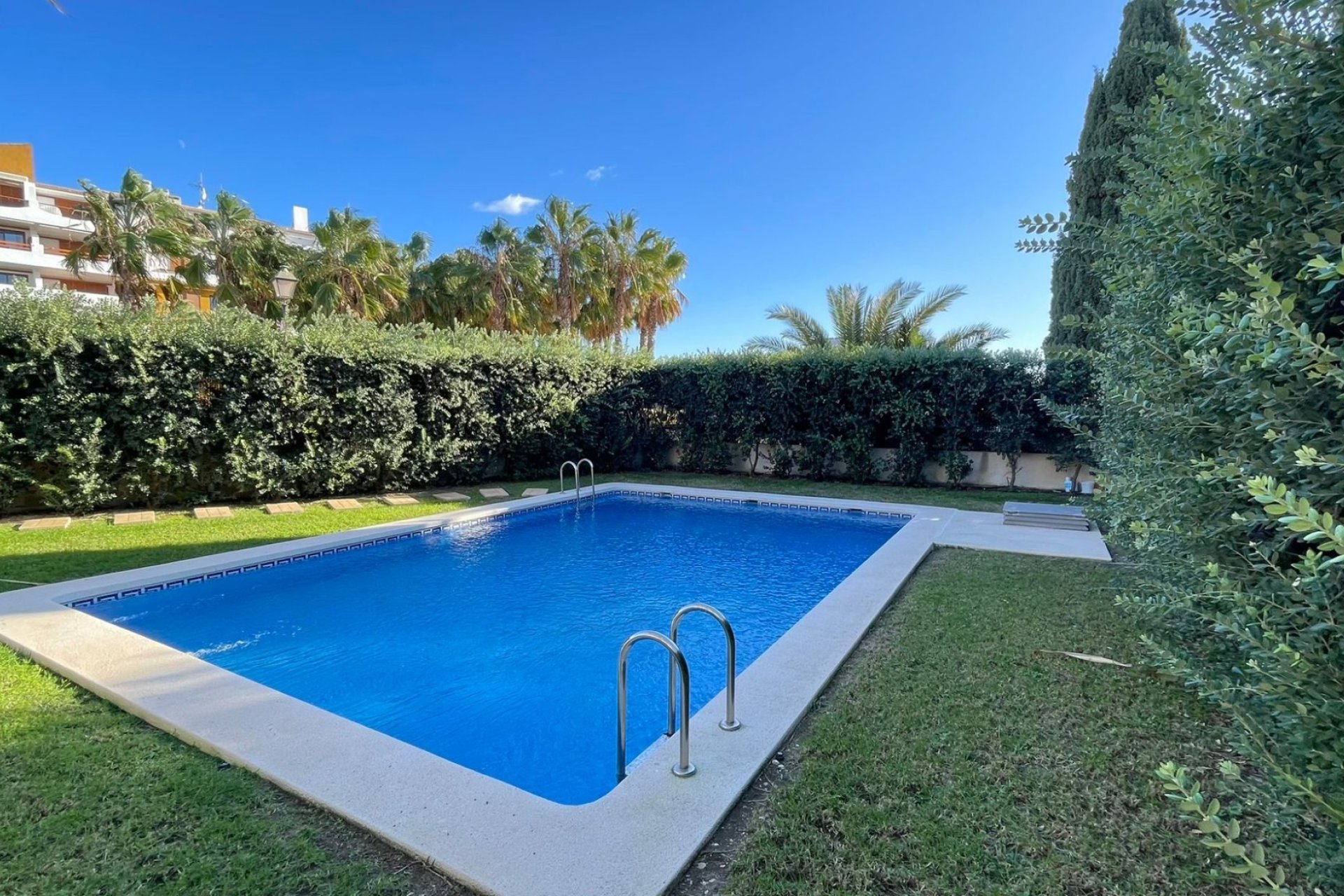 Resale - Townhouse -
Torrevieja - Punta Prima