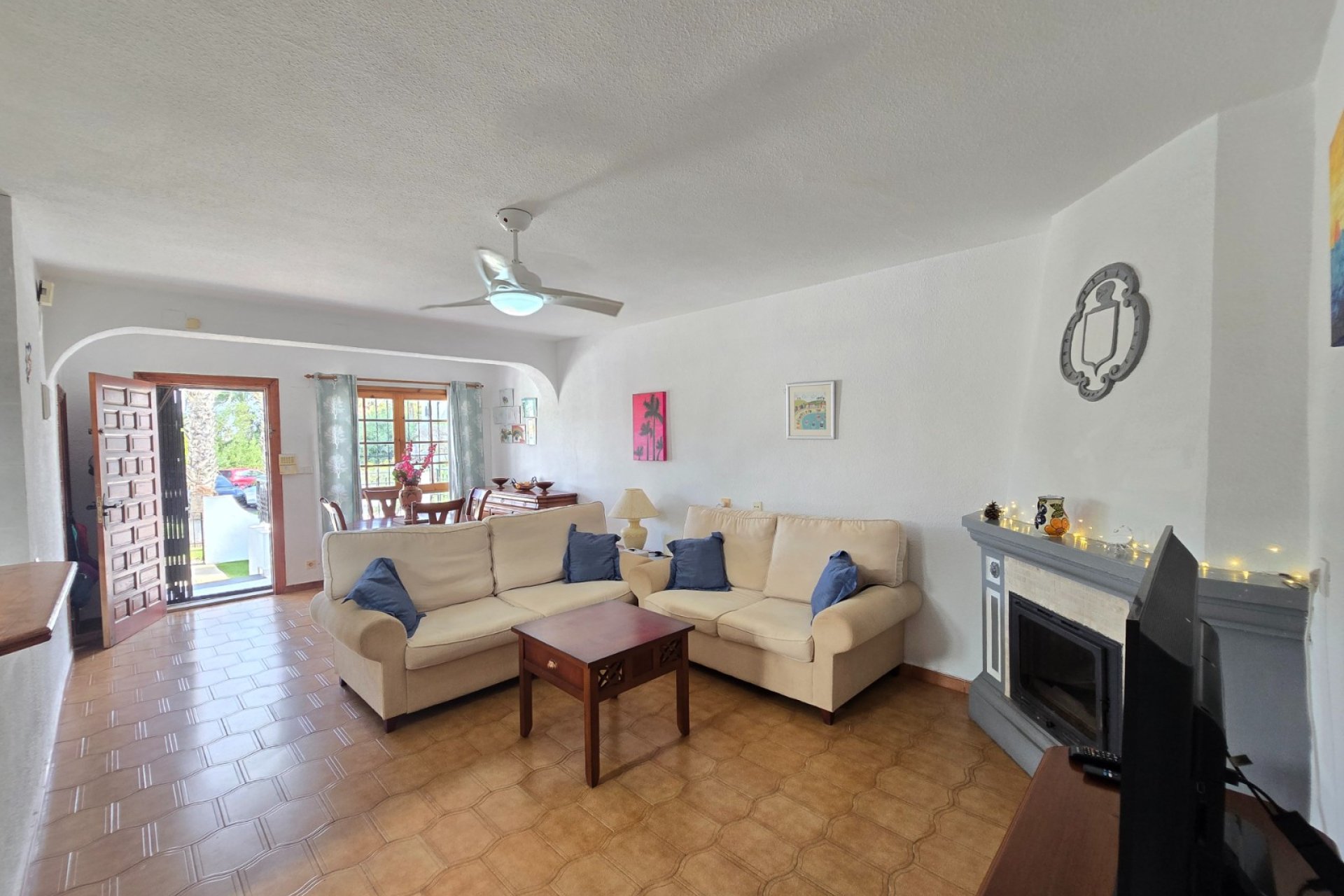 Resale - Townhouse -
Villamartin * - Los Dolses *
