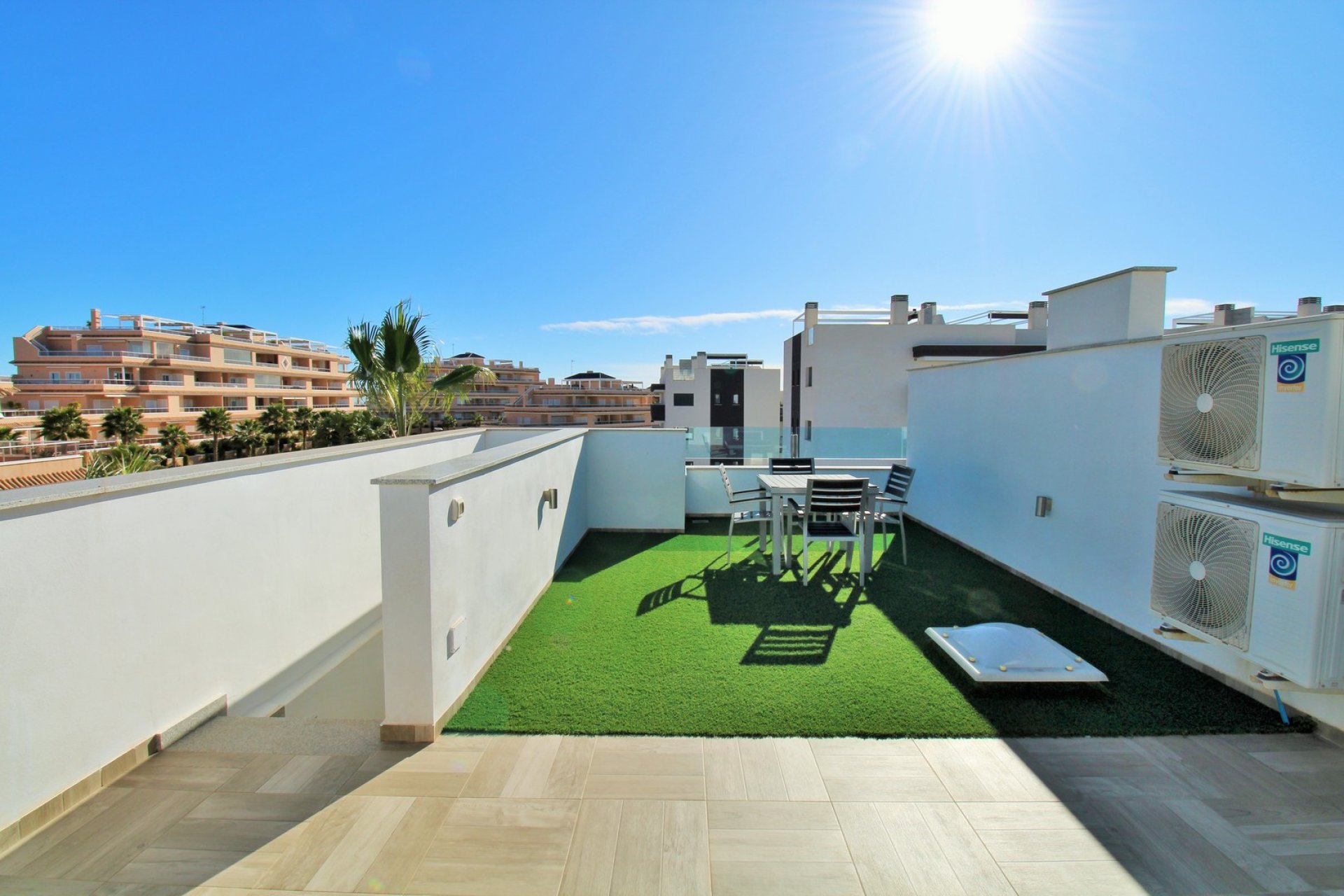 Resale - Townhouse -
Villamartín