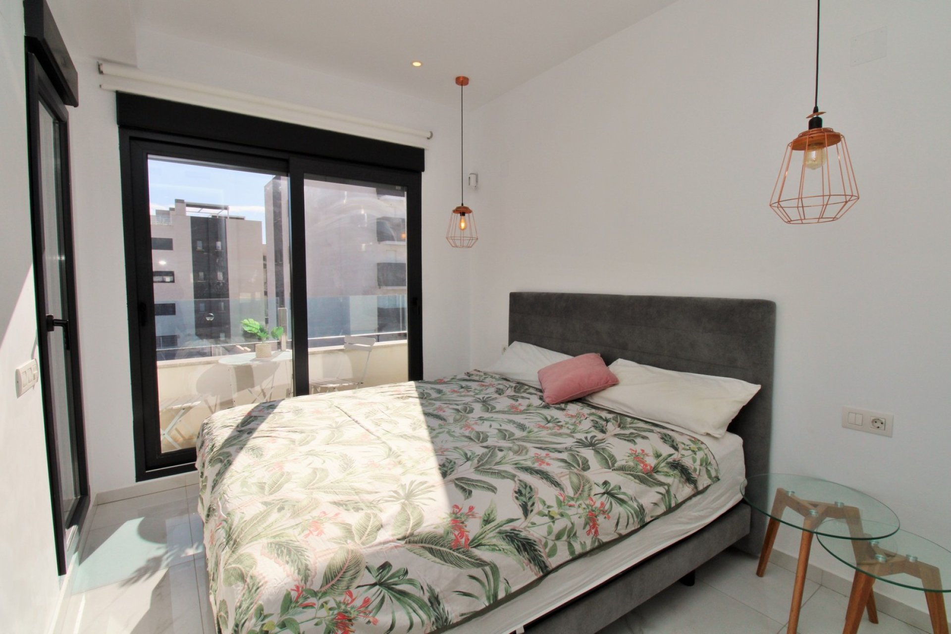 Resale - Townhouse -
Villamartín