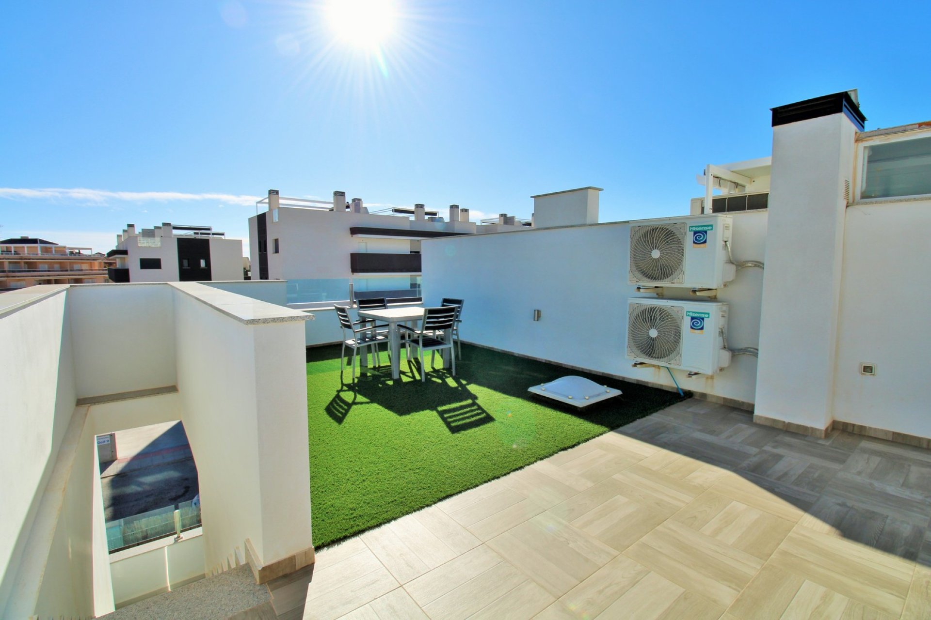 Resale - Townhouse -
Villamartín