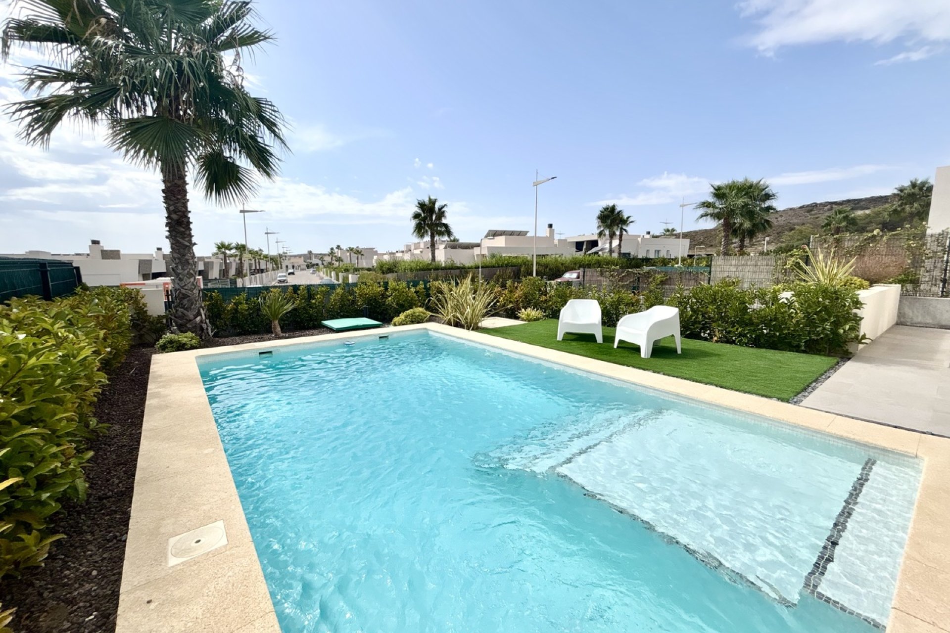 Resale - Villa -
Algorfa - La Finca Golf