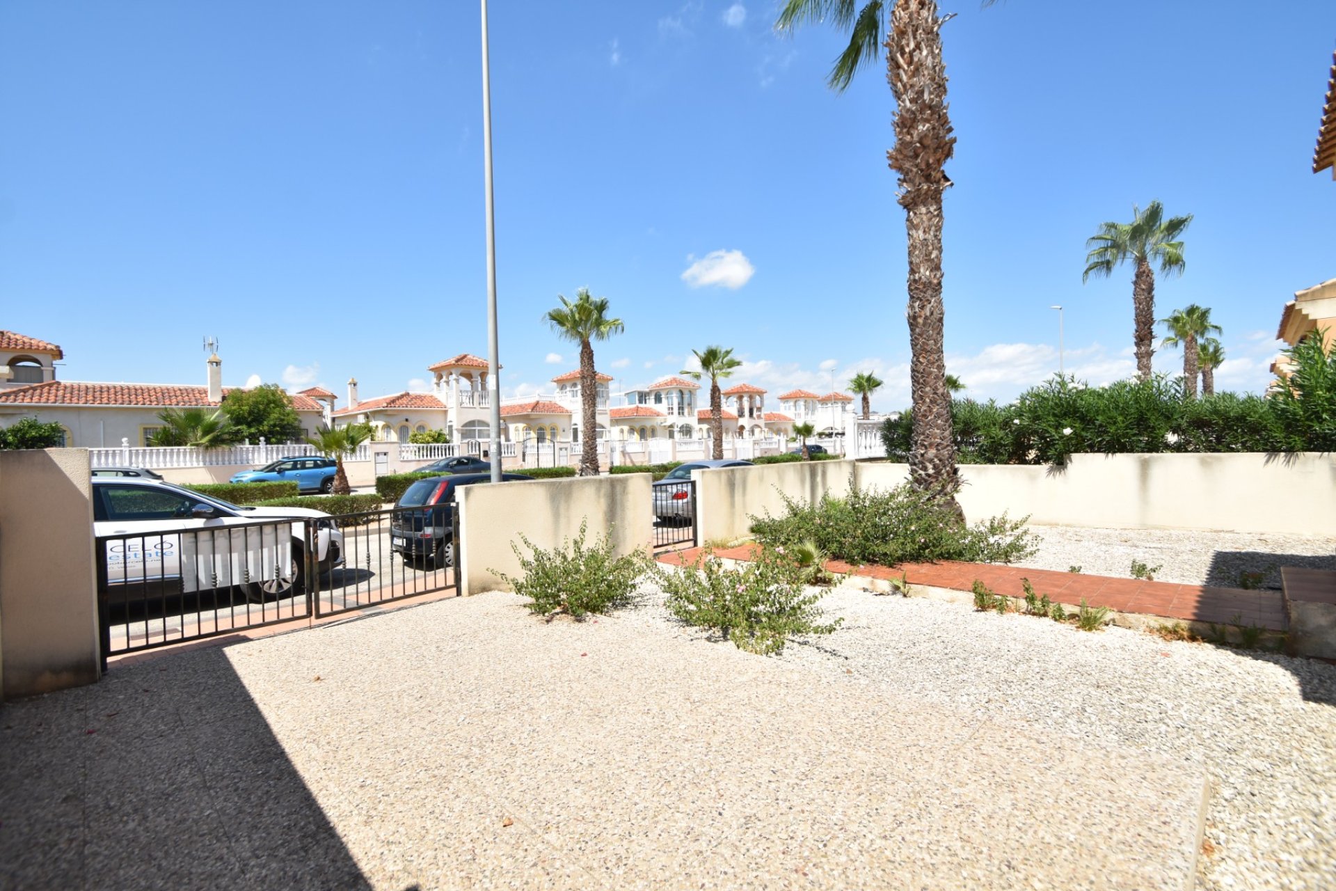 Resale - Villa -
Algorfa - Lo Crispin