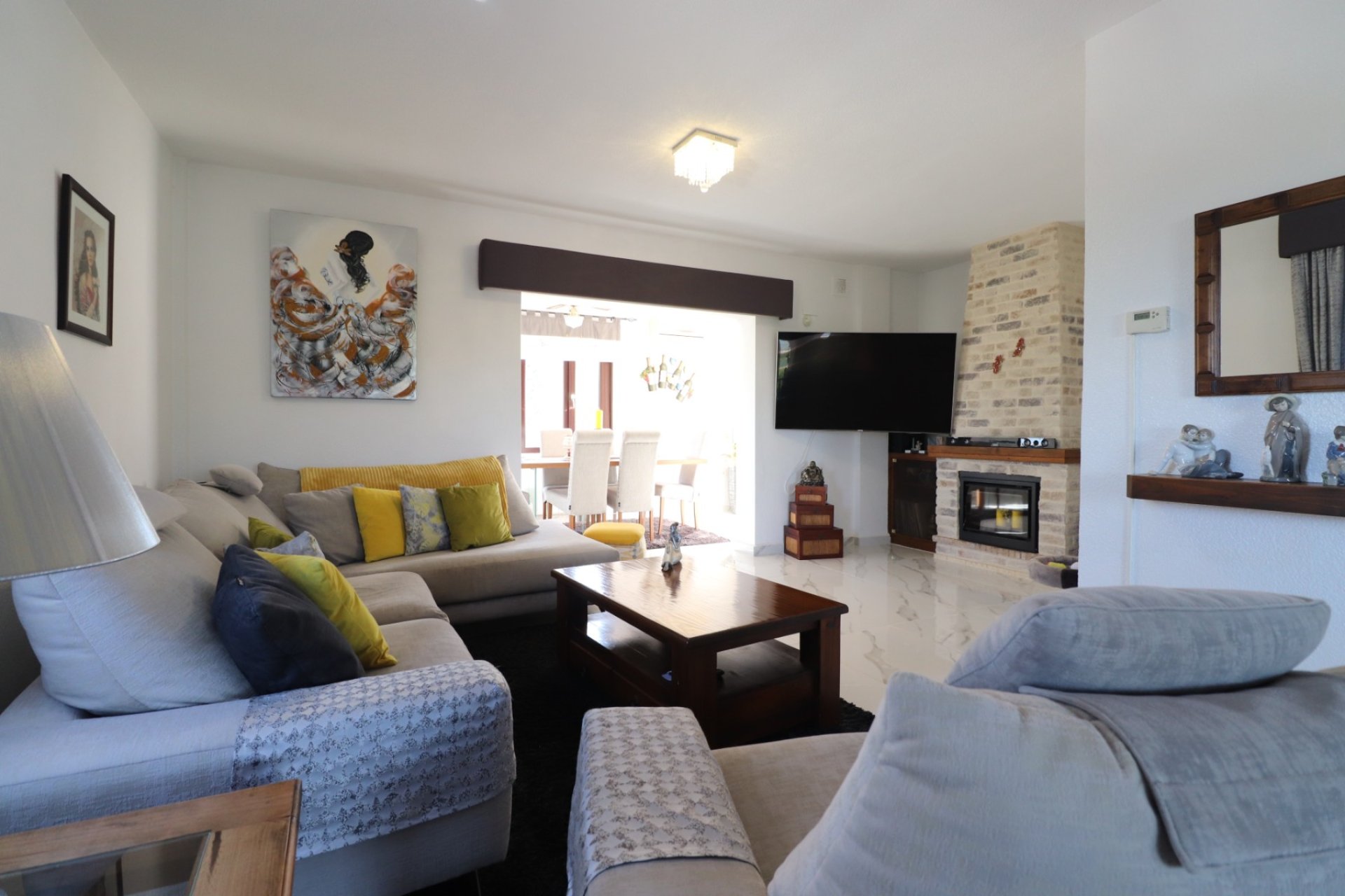 Resale - Villa -
Algorfa - Lomas de La Juliana