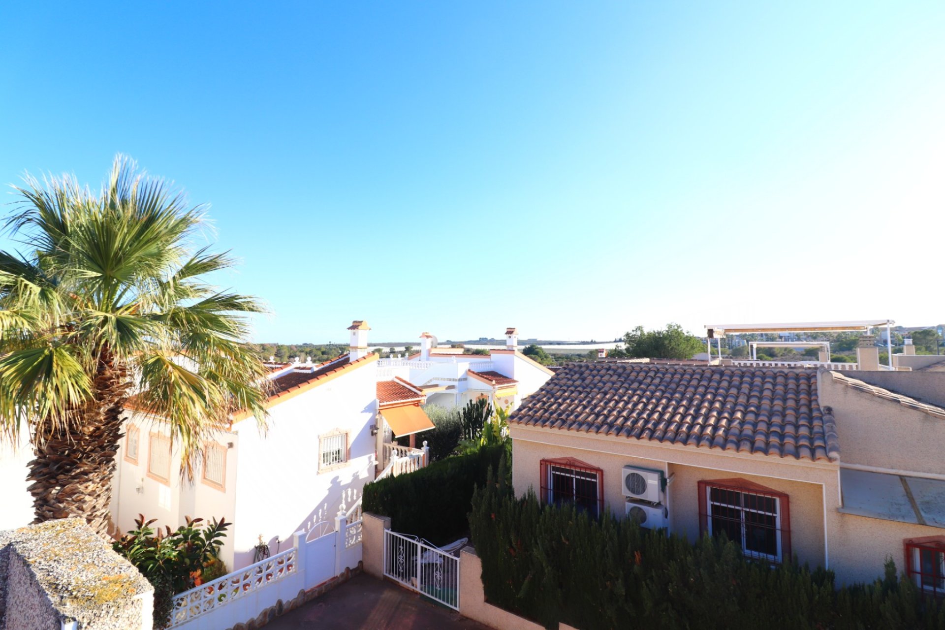 Resale - Villa -
Algorfa - Montemar