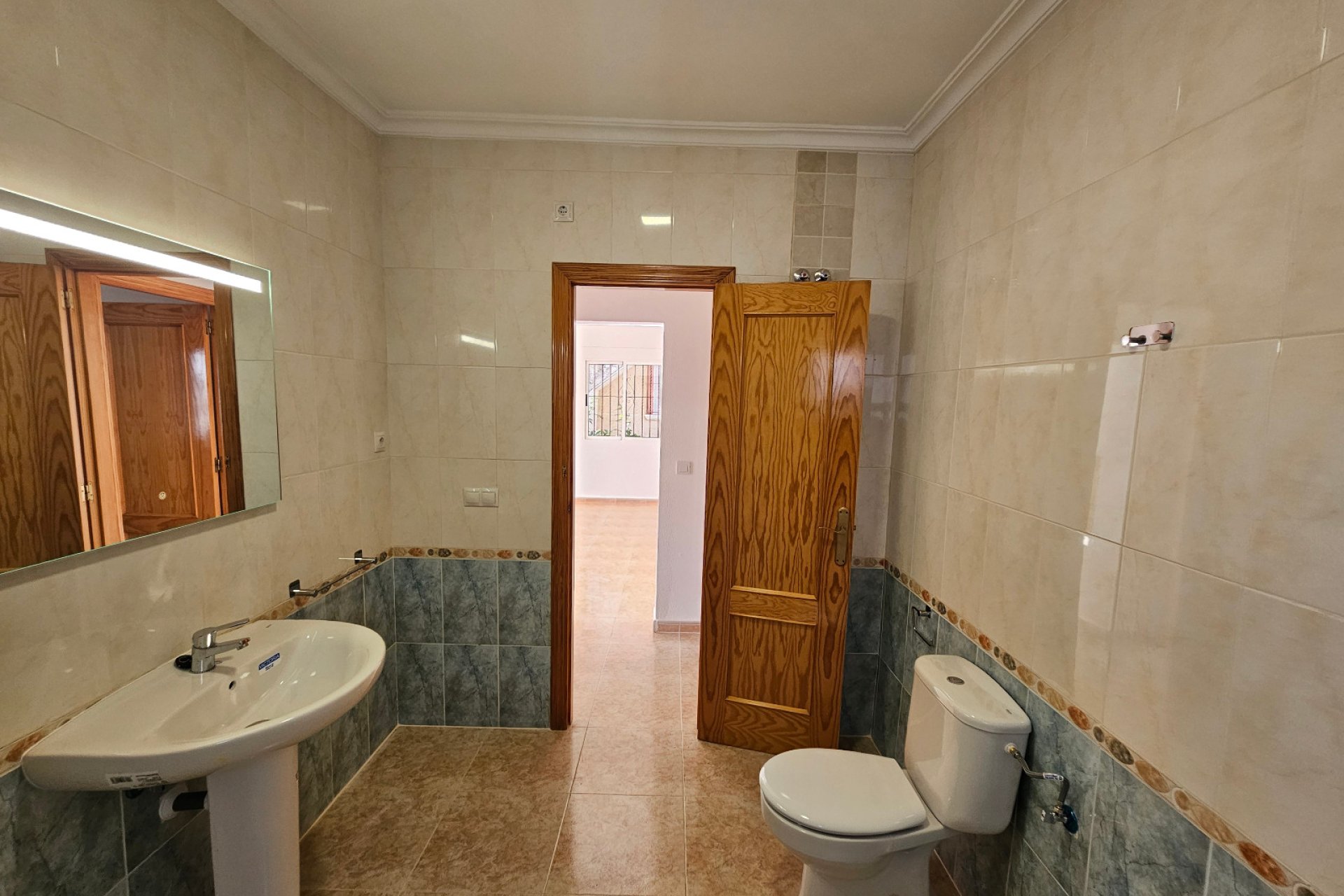 Resale - Villa -
Algorfa - Montemar