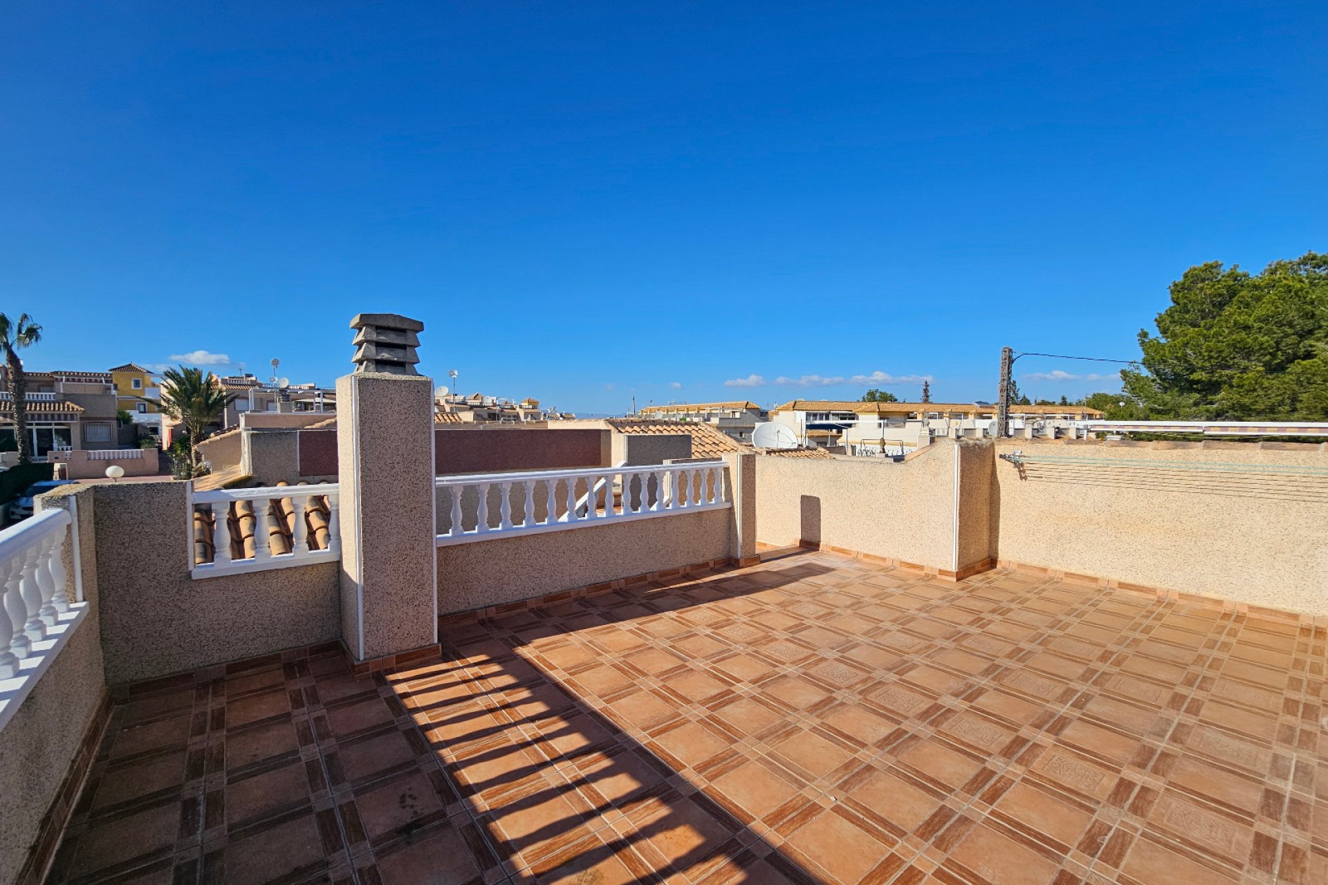 Resale - Villa -
Algorfa - Montemar