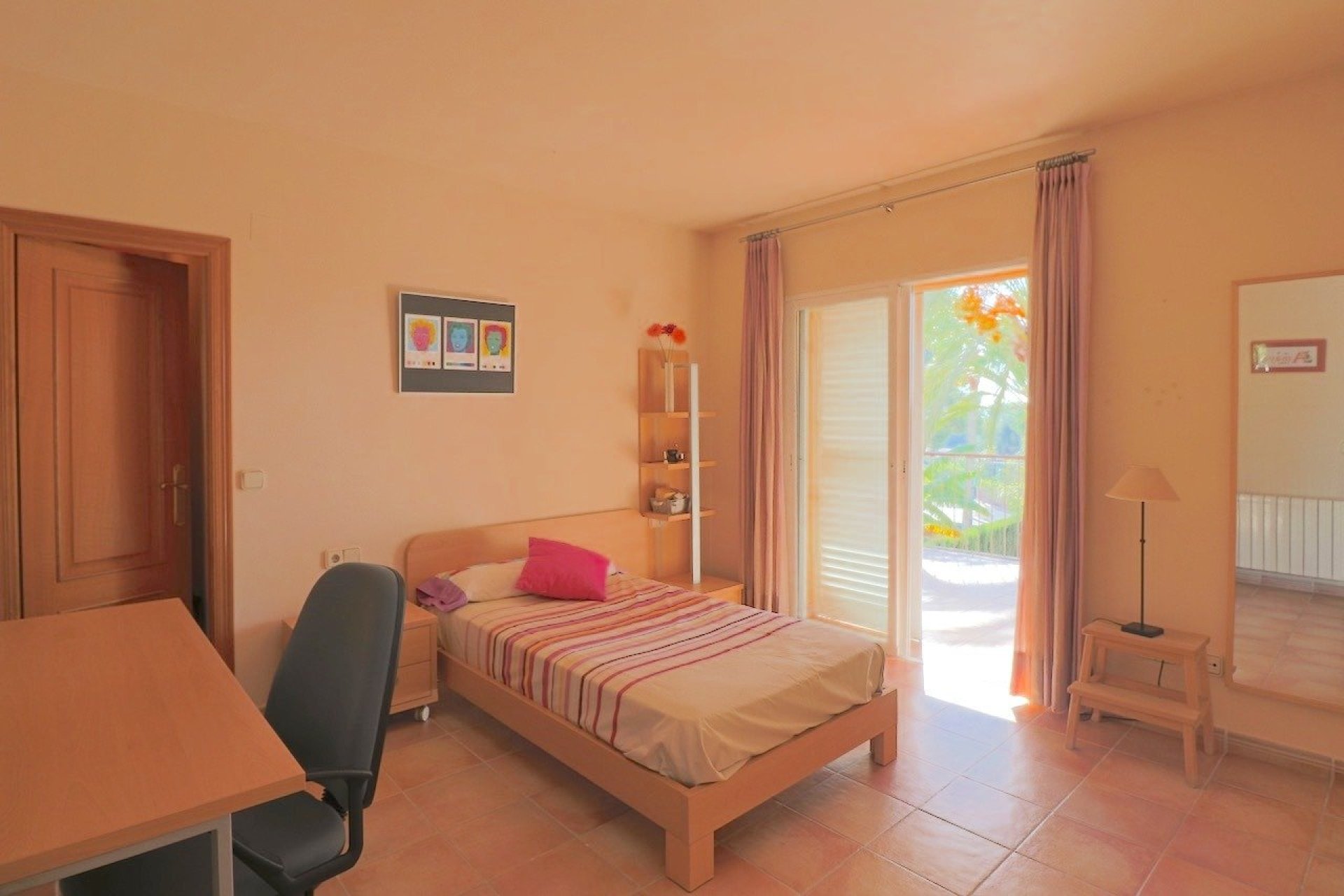 Resale - Villa -
Benidorm - Coblanca