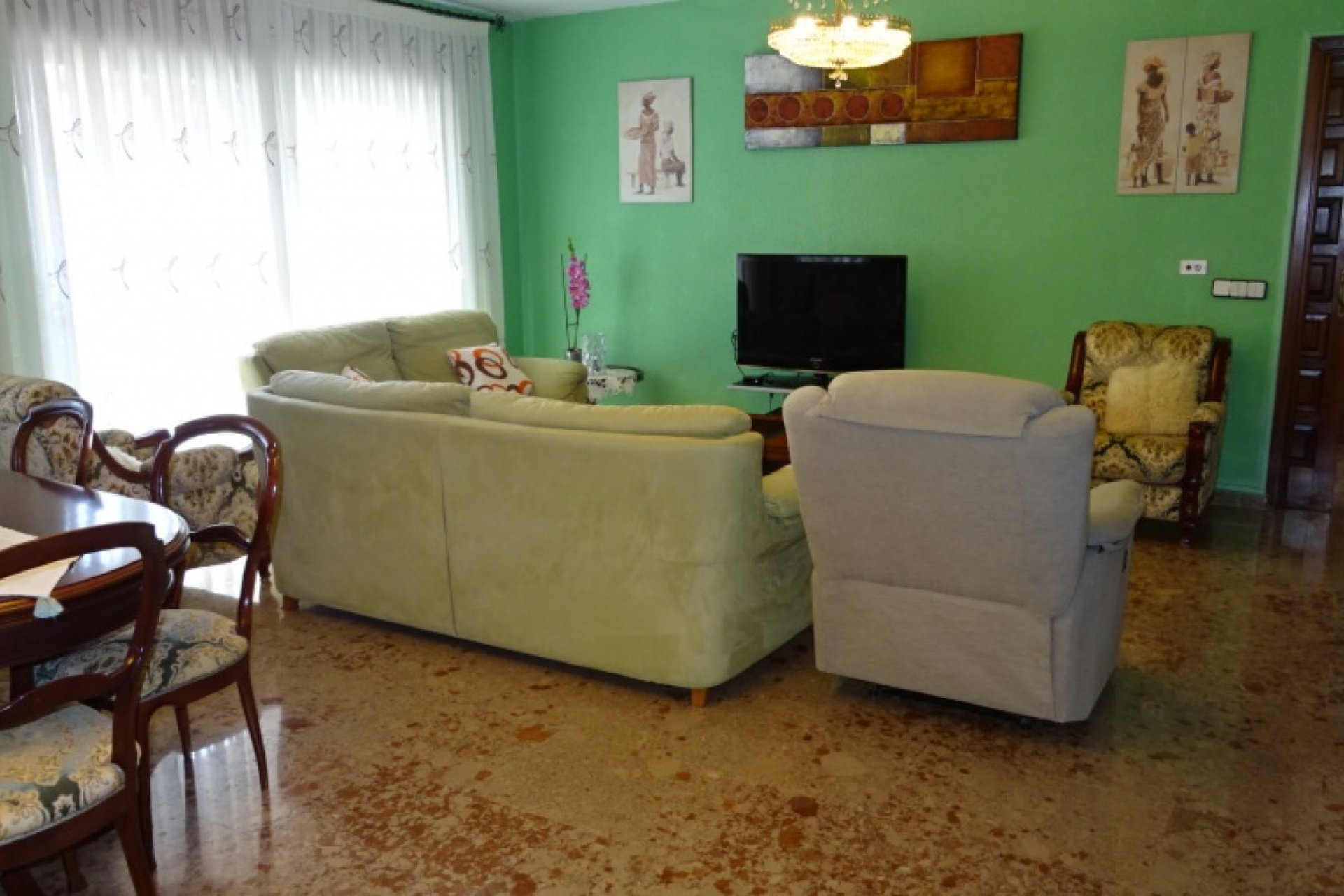 Resale - Villa -
Benidorm - Poniente