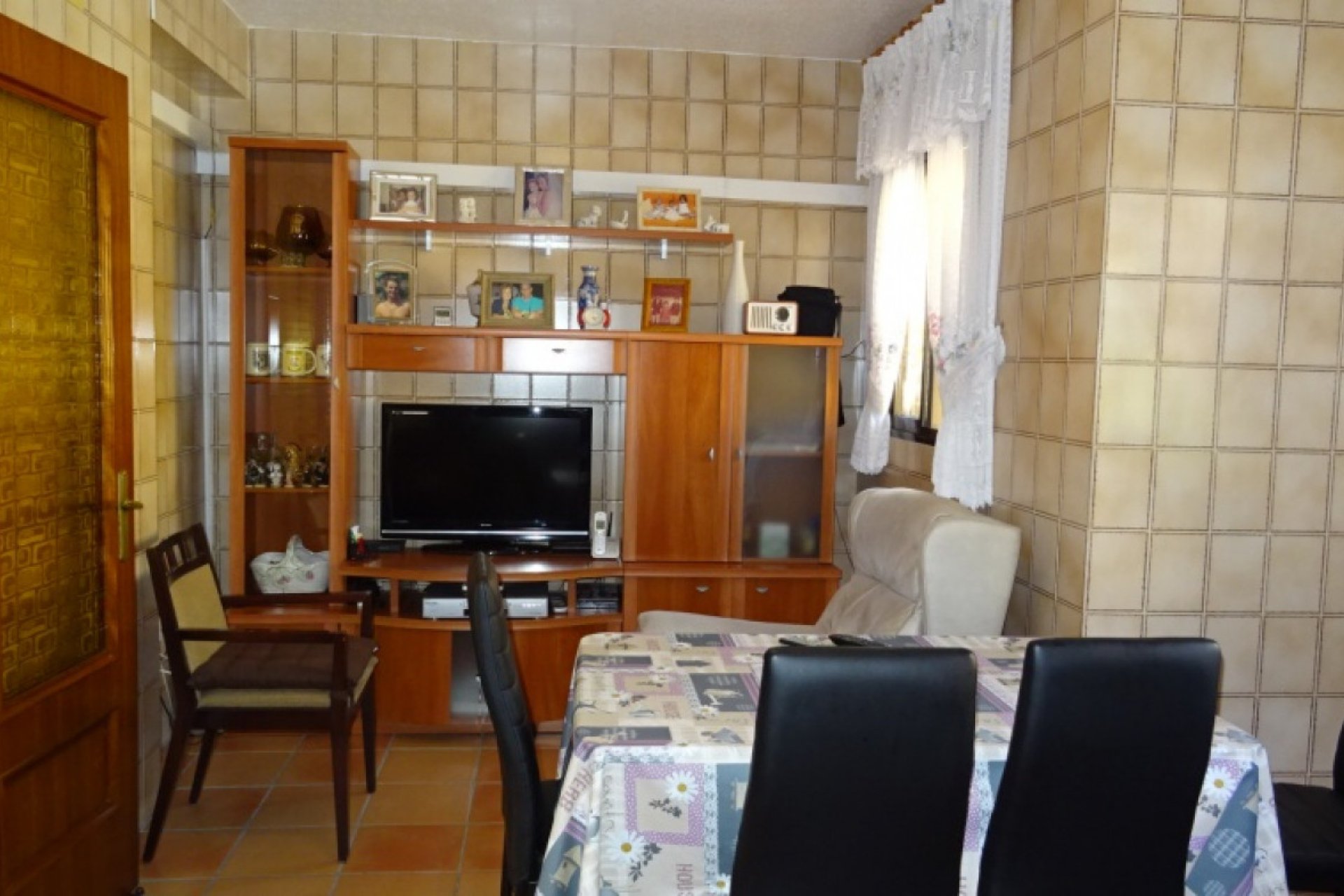 Resale - Villa -
Benidorm - Poniente