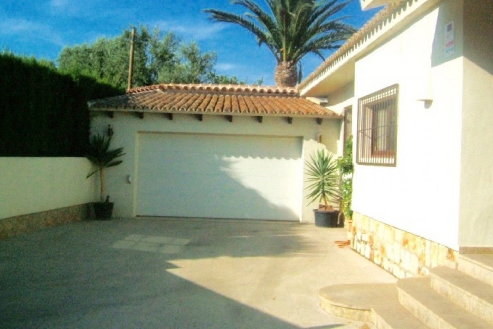 Resale - Villa -
Benidorm - Urbanizaciones