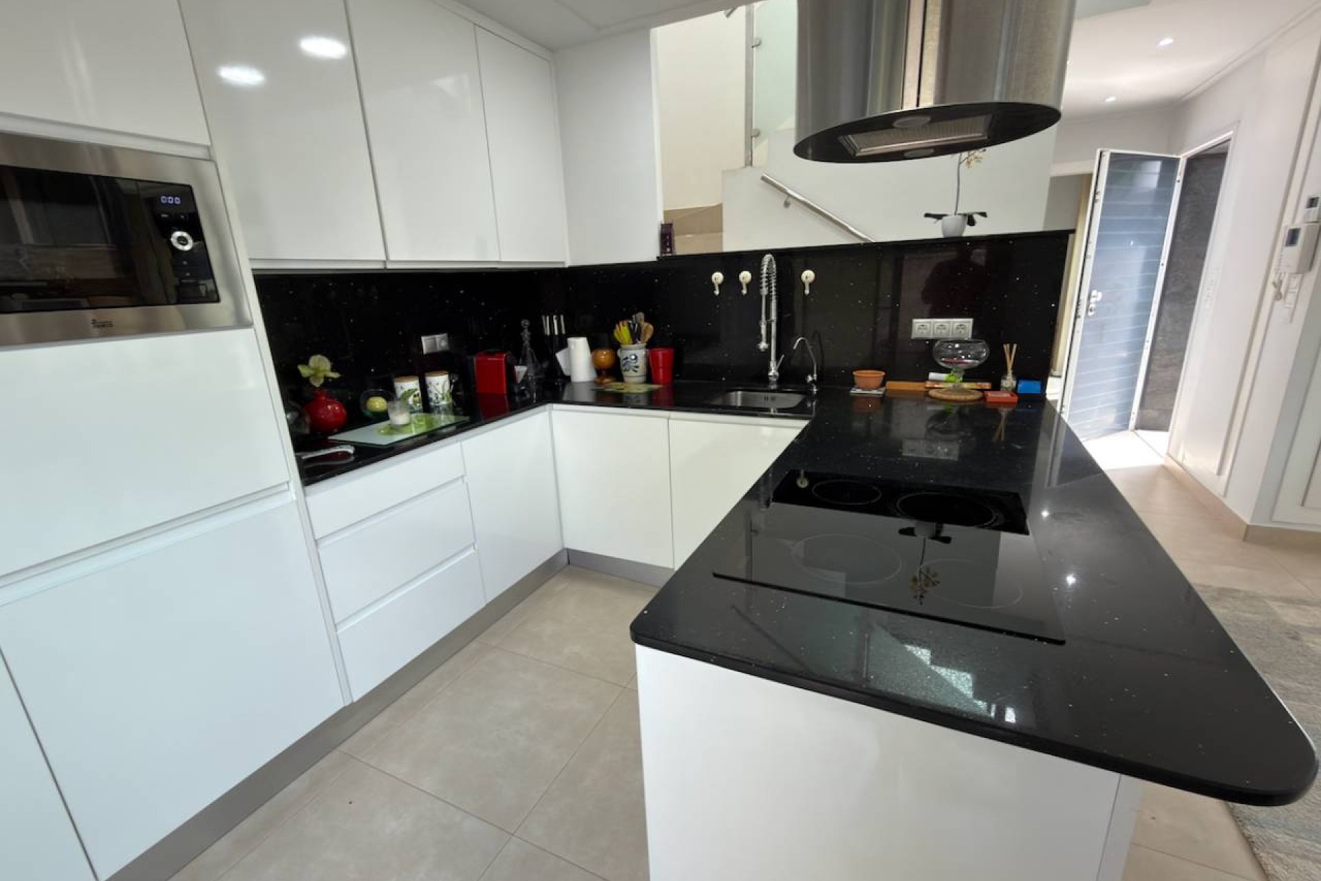 Resale - Villa -
Benijofar