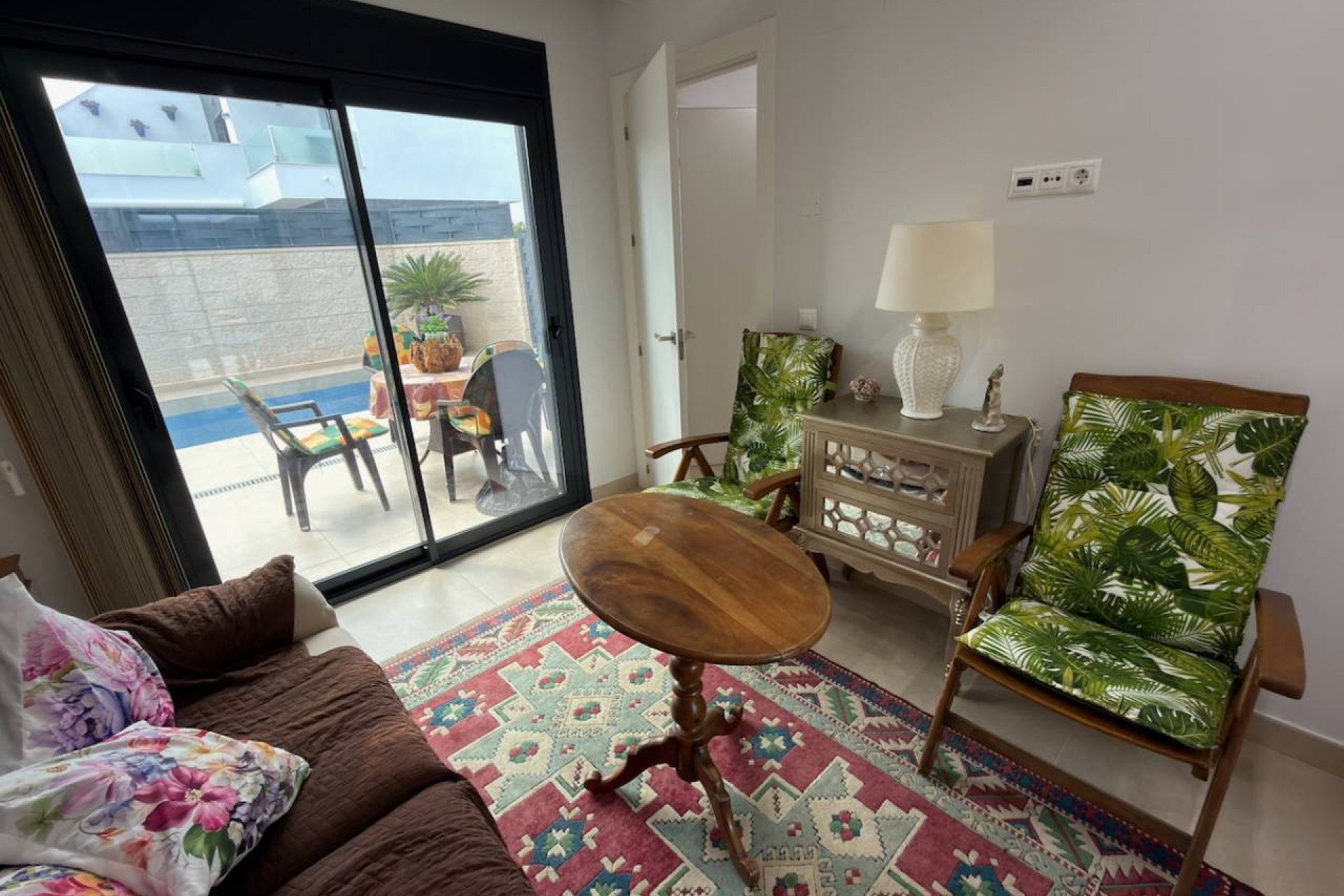 Resale - Villa -
Benijofar