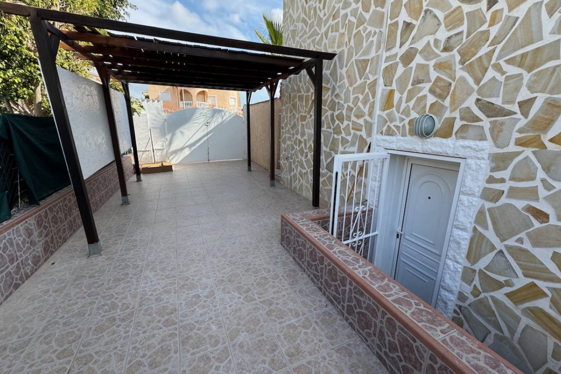 Resale - Villa -
Benimar