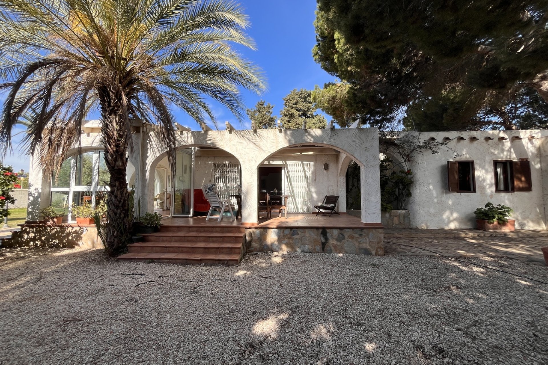 Resale - Villa -
Cabo Roig