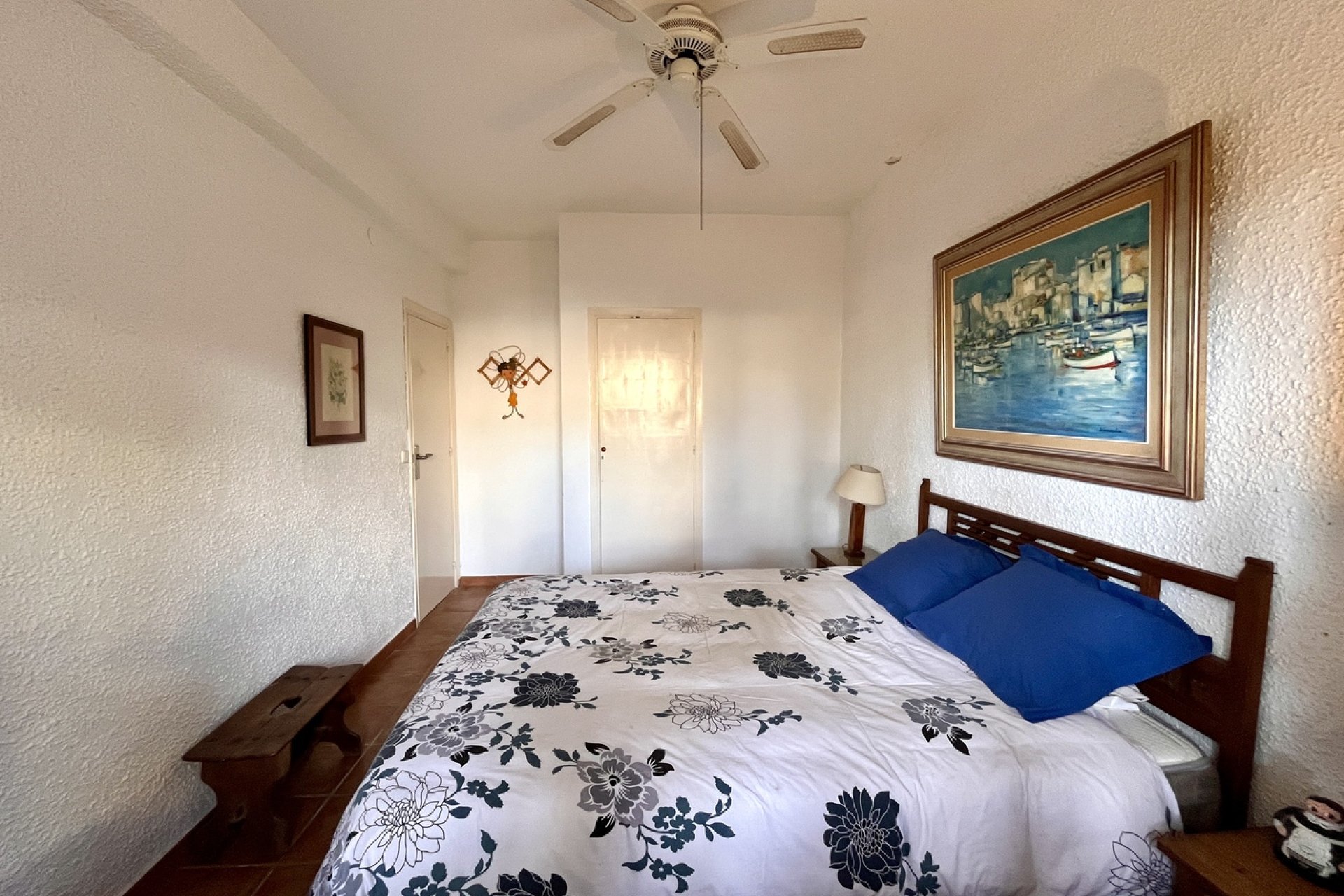 Resale - Villa -
Cabo Roig