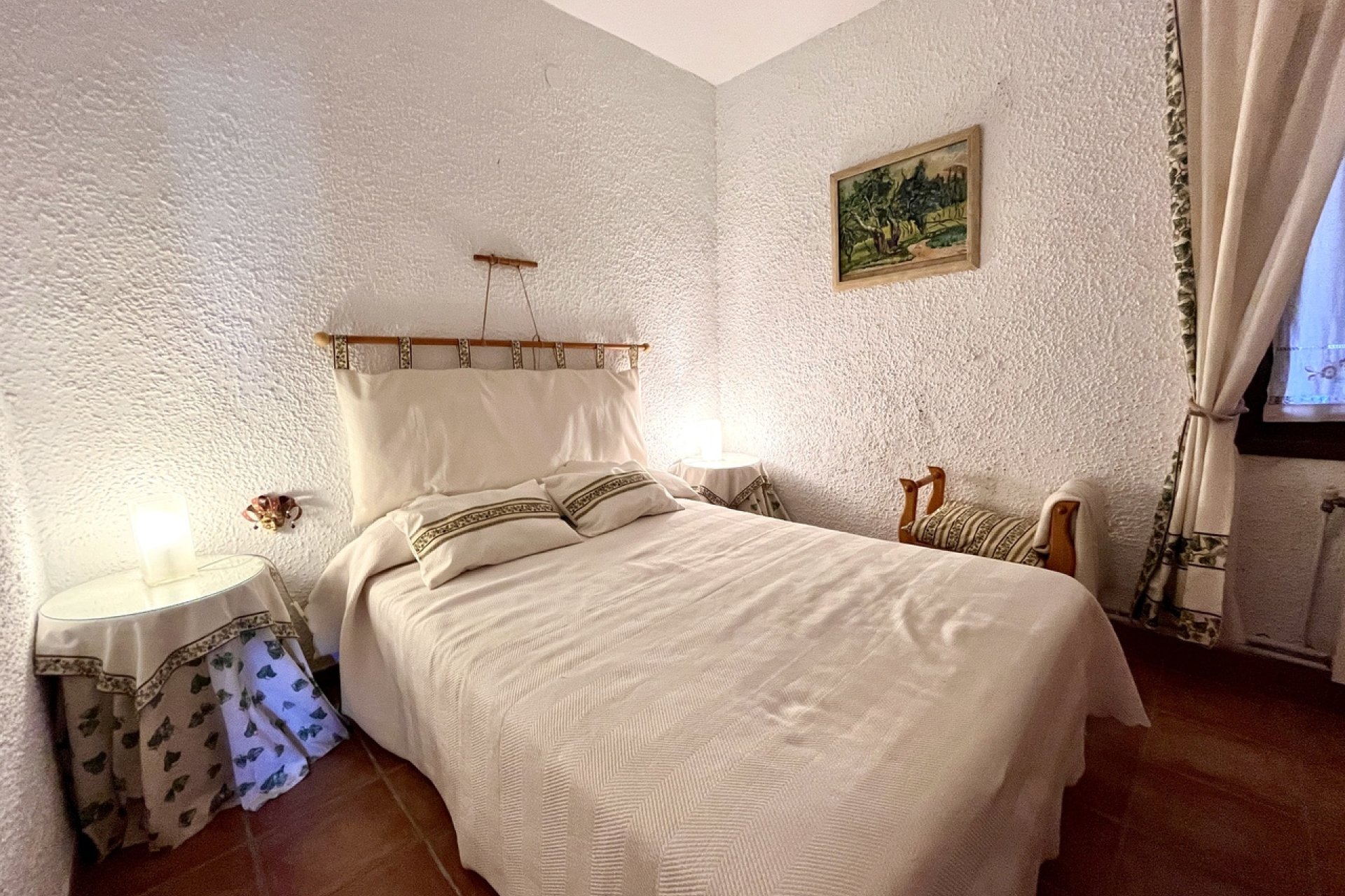 Resale - Villa -
Cabo Roig