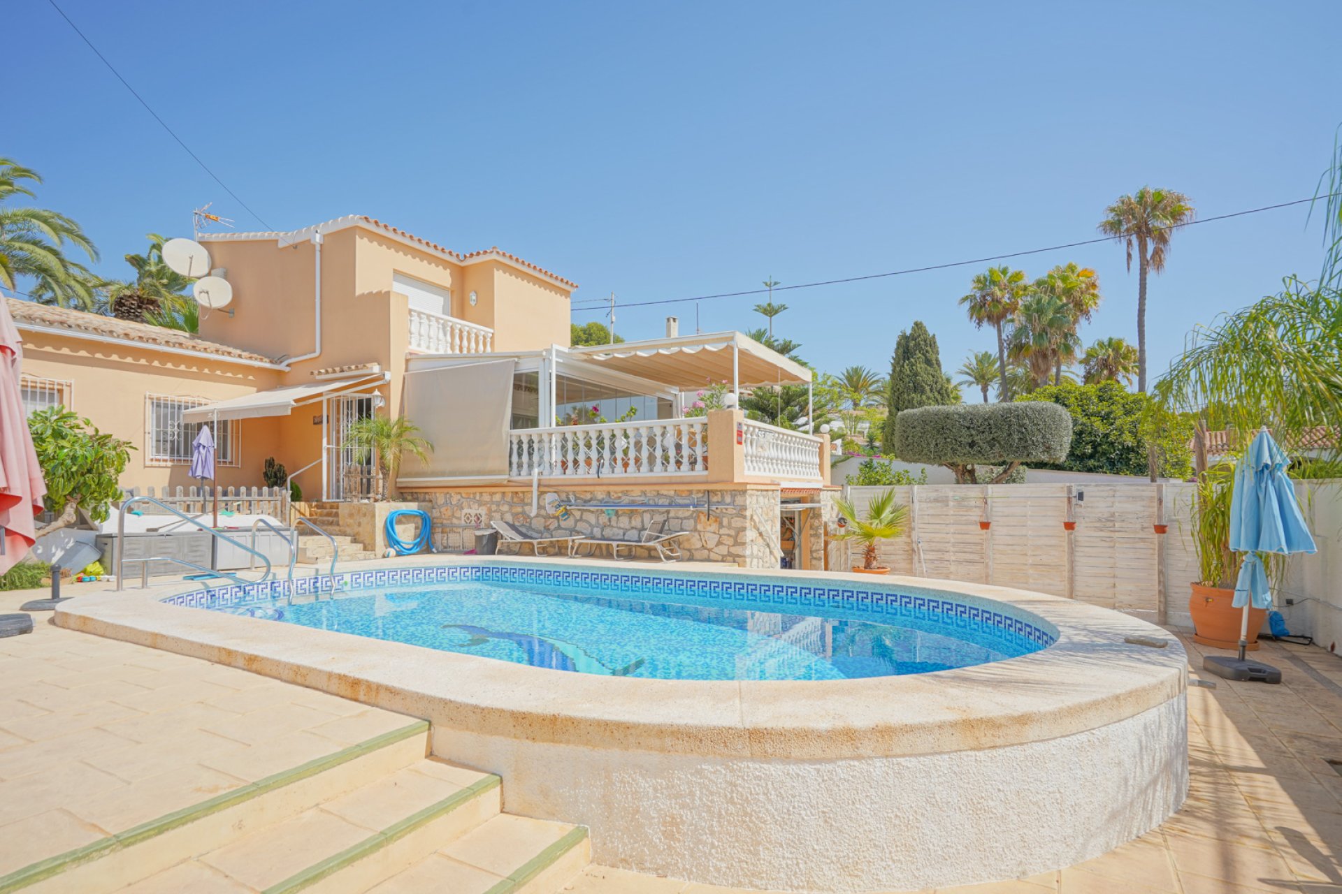 Resale - Villa -
Calpe - Partida Calalga