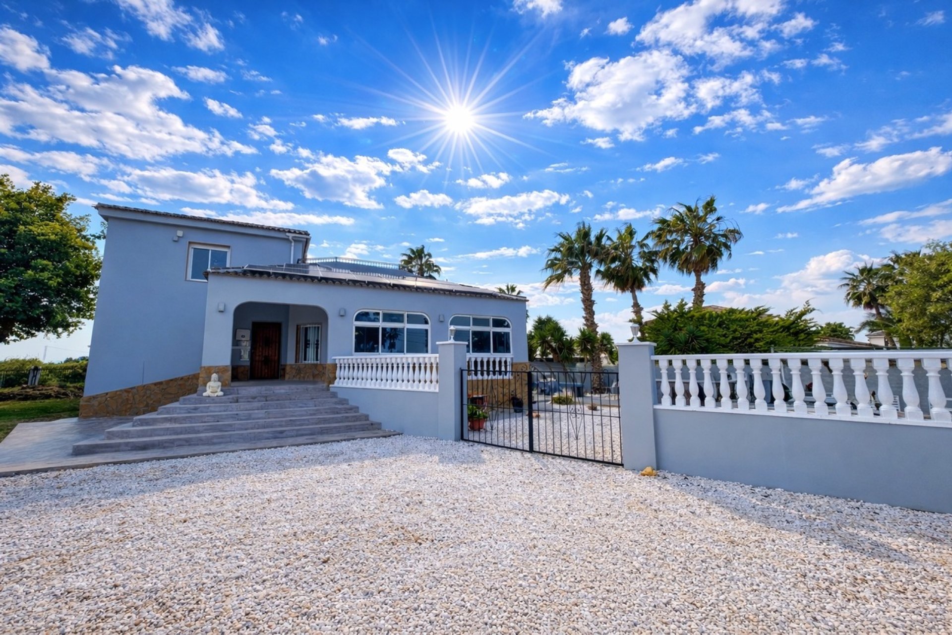 Resale - Villa -
Catral