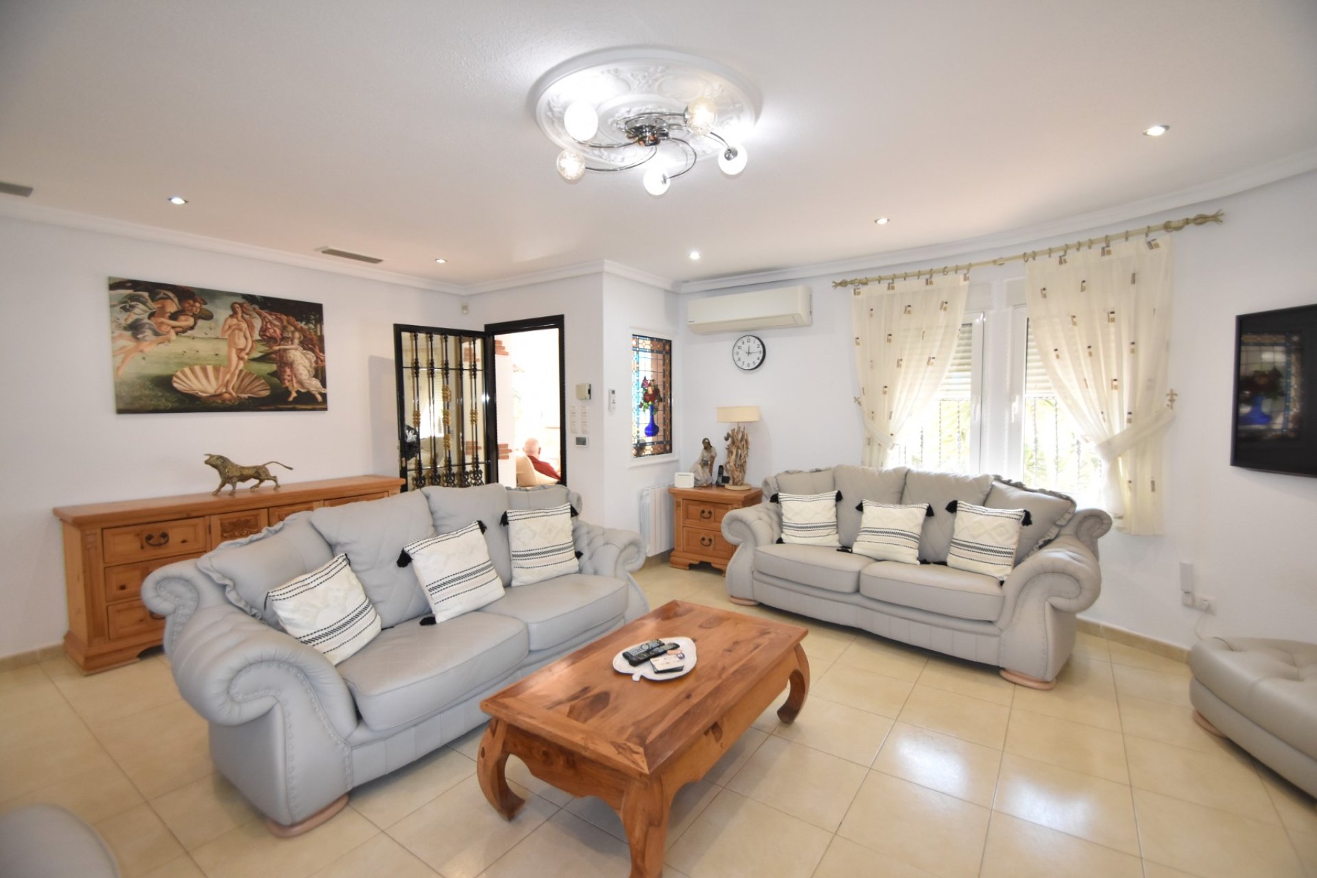 Resale - Villa -
Ciudad Quesada - Center