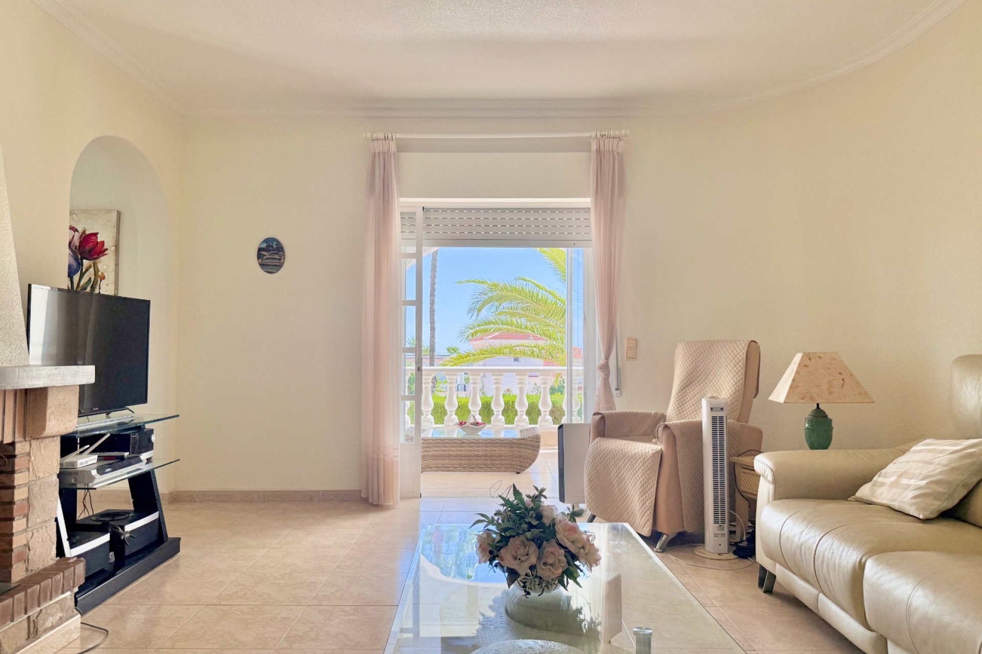 Resale - Villa -
Ciudad Quesada - Centro de la Ciudad Quesada