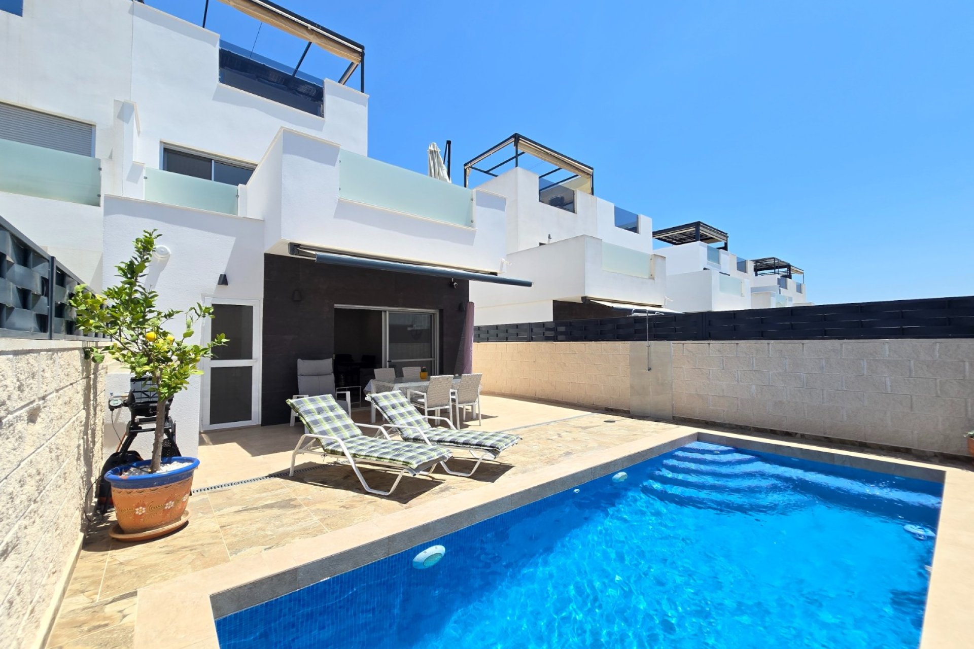 Resale - Villa -
Ciudad Quesada - Doña Pepa *