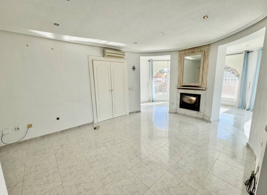 Resale - Villa -
Ciudad Quesada - Lo Pepin