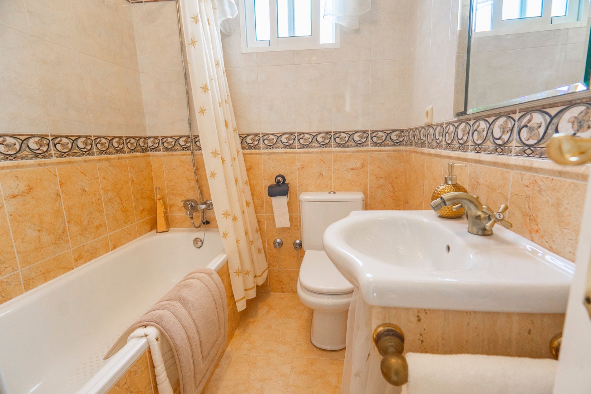 Resale - Villa -
Ciudad Quesada - Rojales