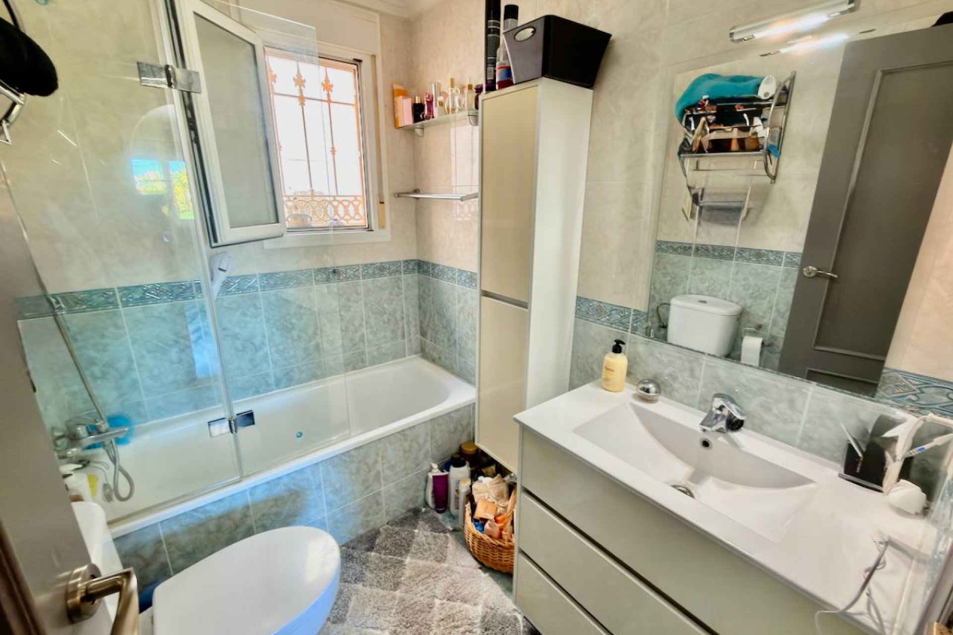 Resale - Villa -
Ciudad Quesada
