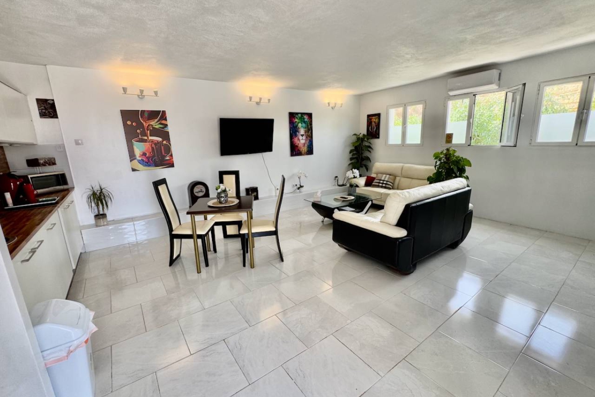 Resale - Villa -
Ciudad Quesada