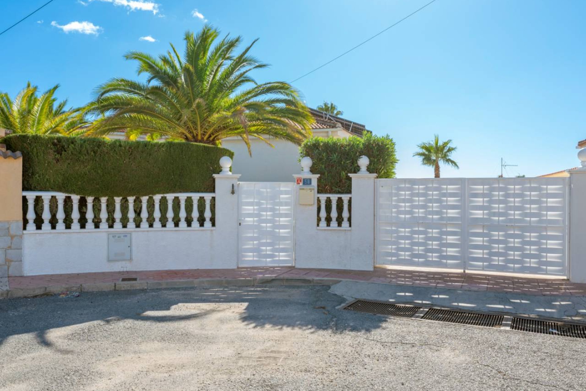 Resale - Villa -
Ciudad Quesada
