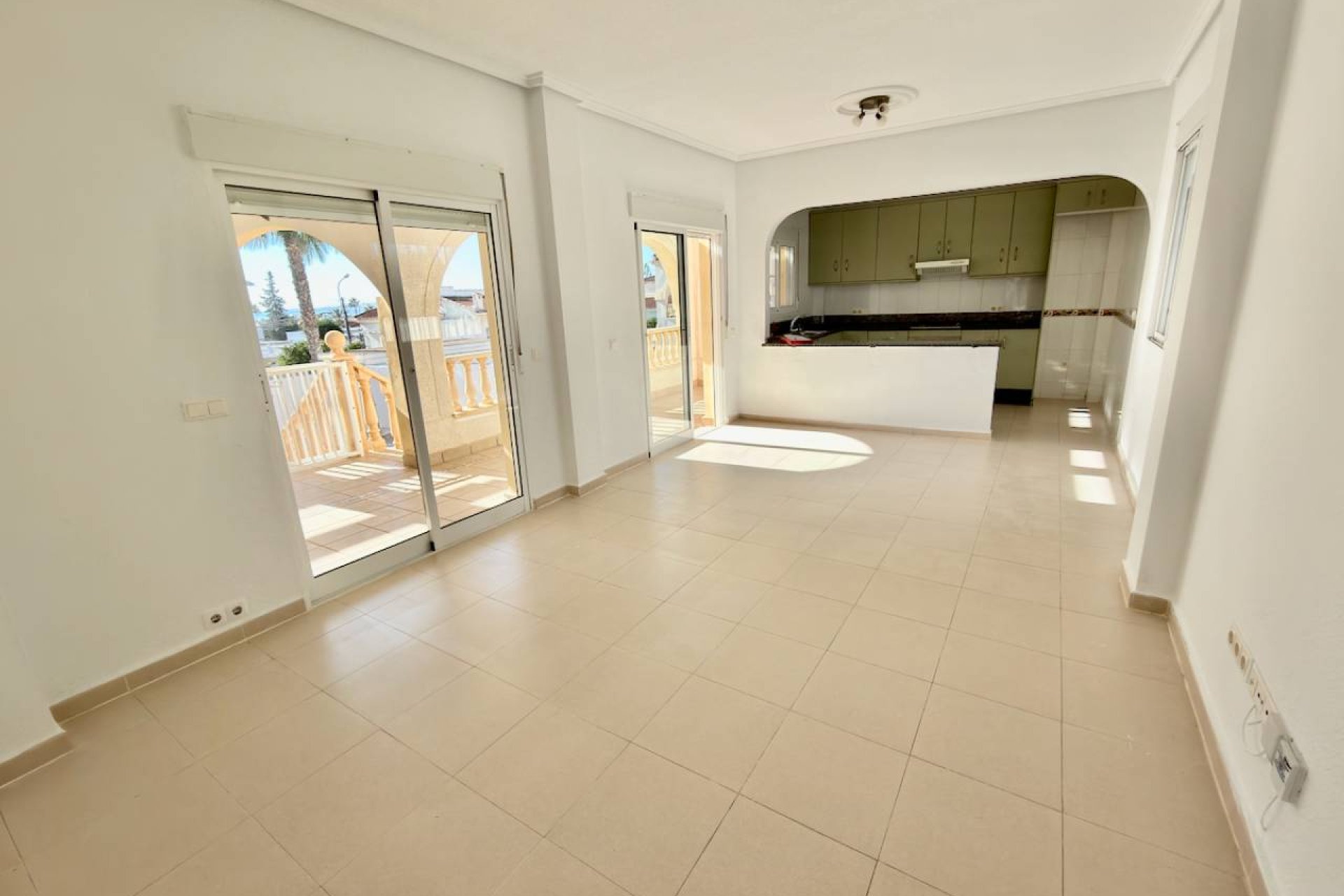 Resale - Villa -
Ciudad Quesada