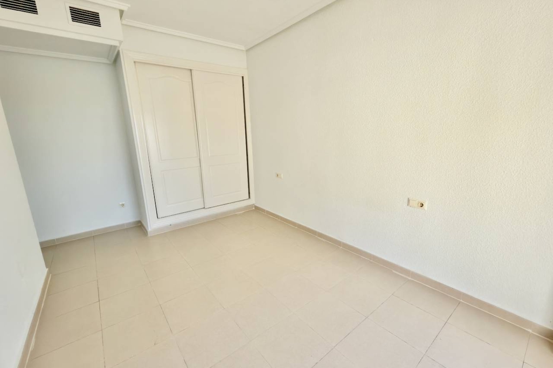 Resale - Villa -
Ciudad Quesada