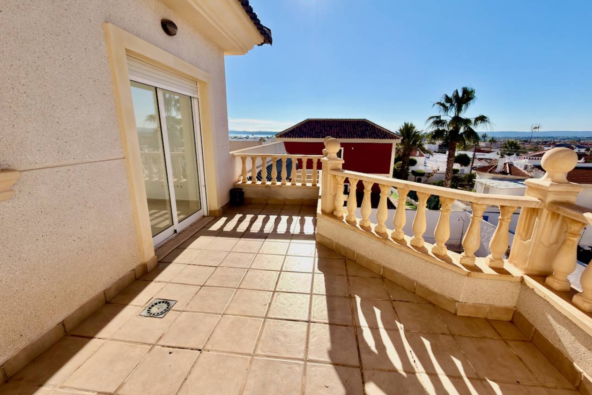 Resale - Villa -
Ciudad Quesada