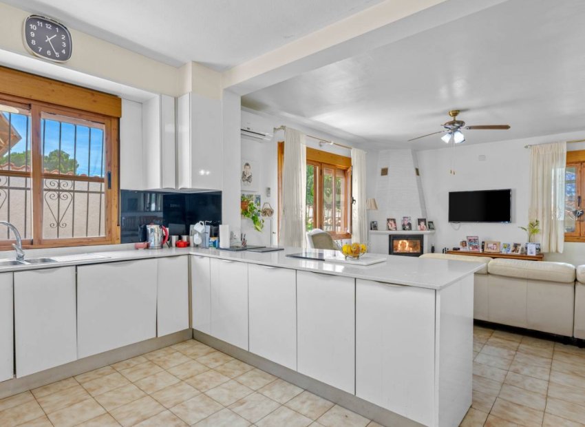Resale - Villa -
Ciudad Quesada