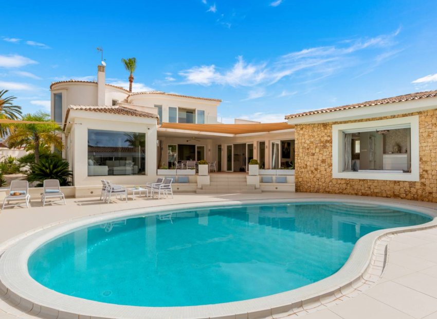 Resale - Villa -
Ciudad Quesada